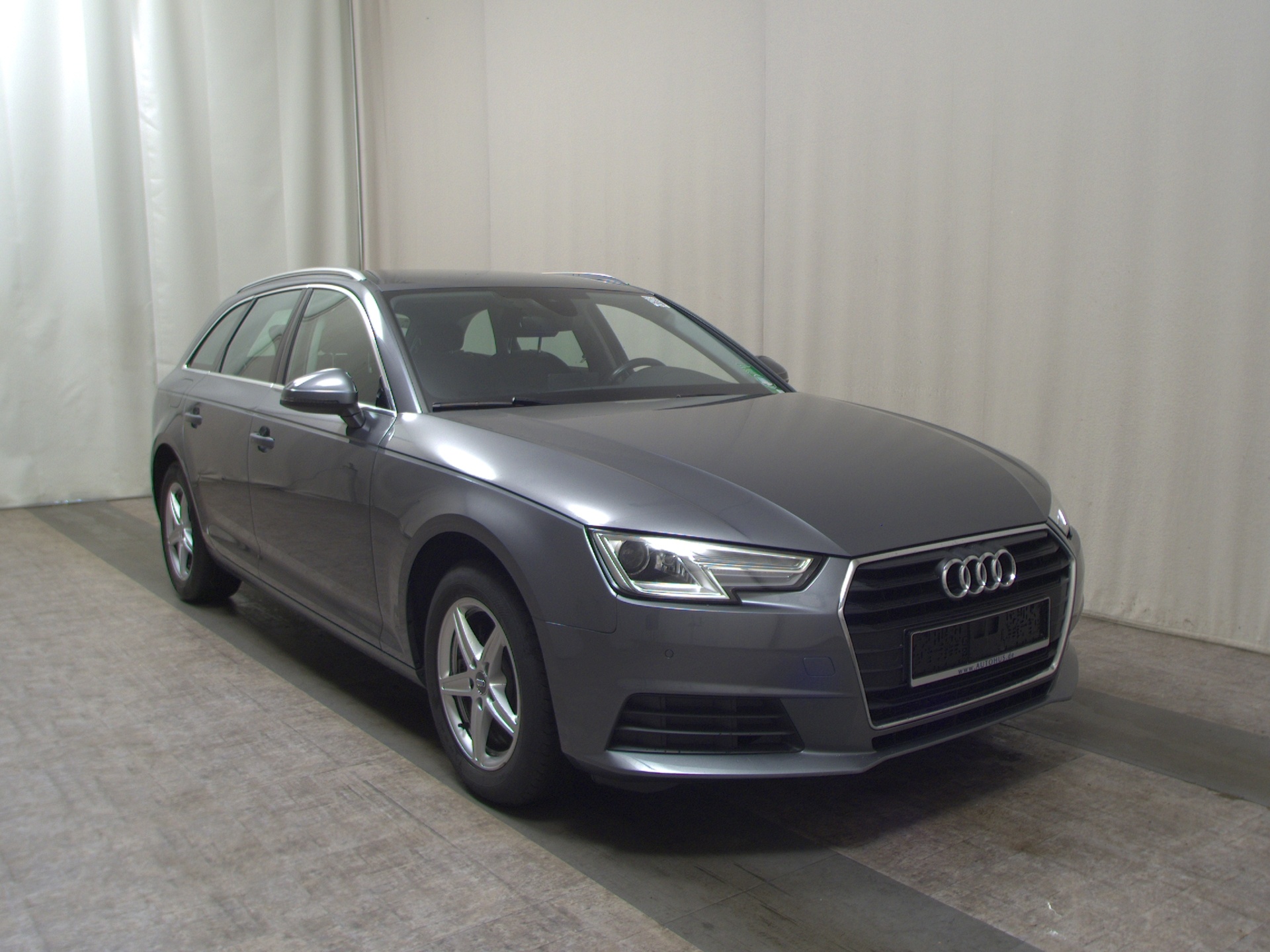 Audi A4 Avant 35 TDI Navi LED PDC Shz Tempomat 3
