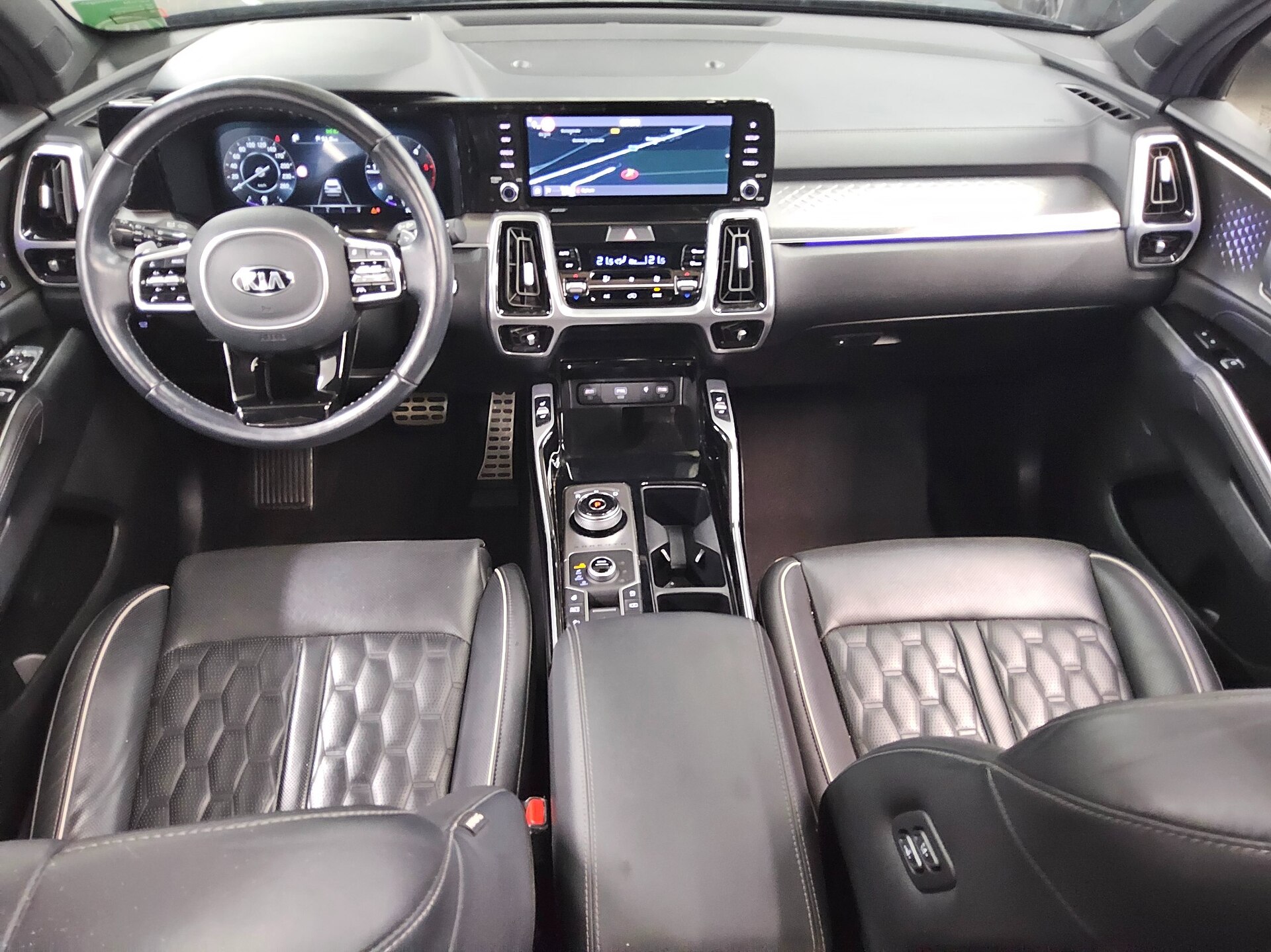 Kia Sorento 2.2 CRDI 4WD Platinum Navi LED Leder 4xShz  Bose Pano 360° 5