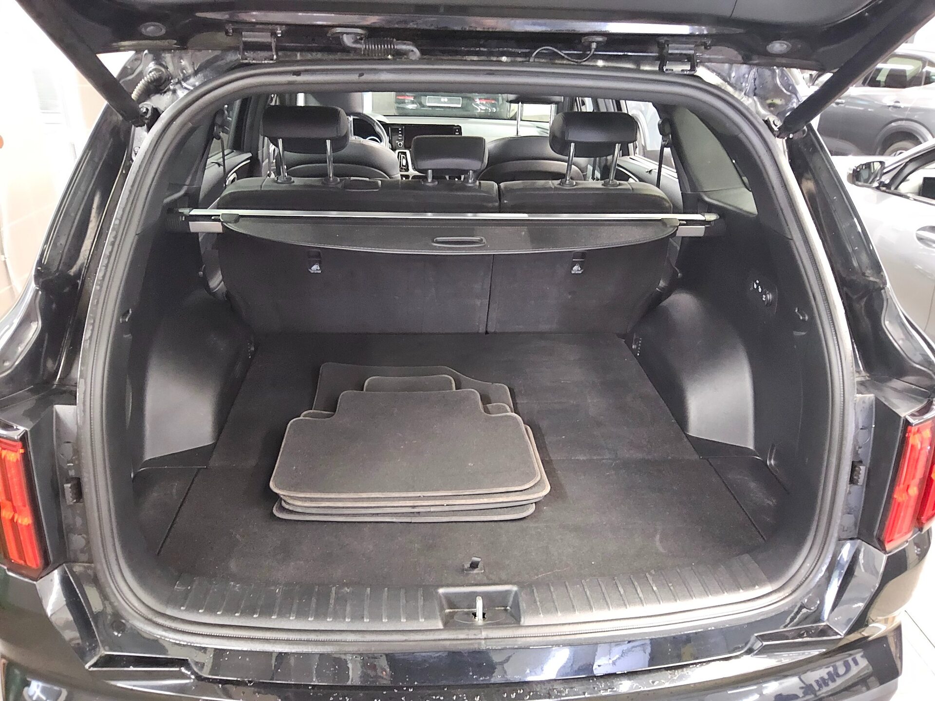 Kia Sorento 2.2 CRDI 4WD Platinum Navi LED Leder 4xShz  Bose Pano 360° 13