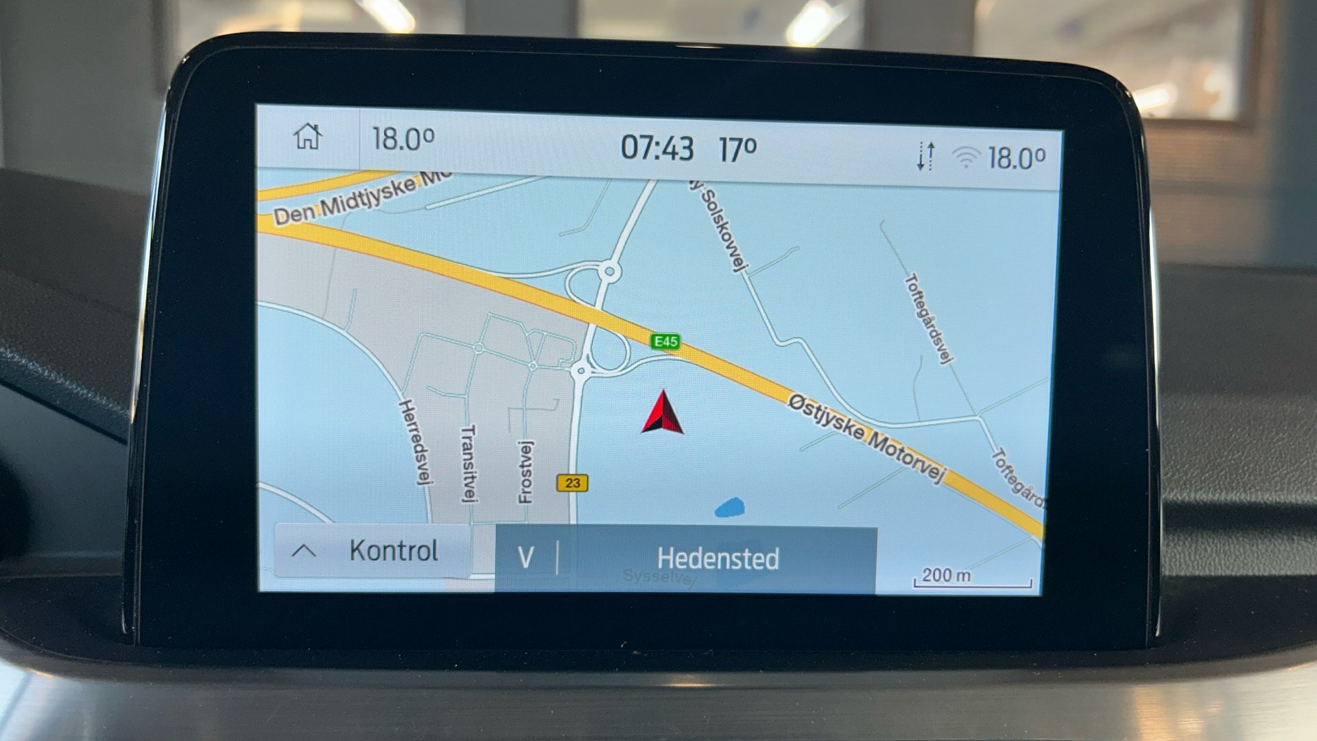 Ford Kuga 1.5 EB Titanium Navi LED DigiTacho AHK 10