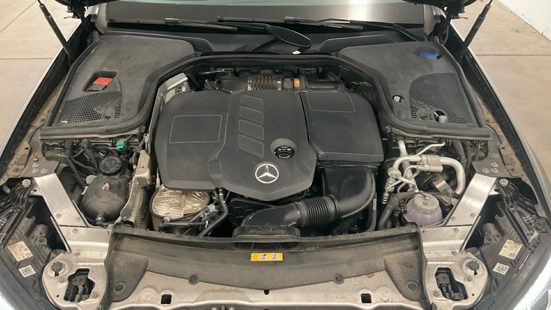 Mercedes-Benz E 300 T de Avantgarde Navi LED Wide 11