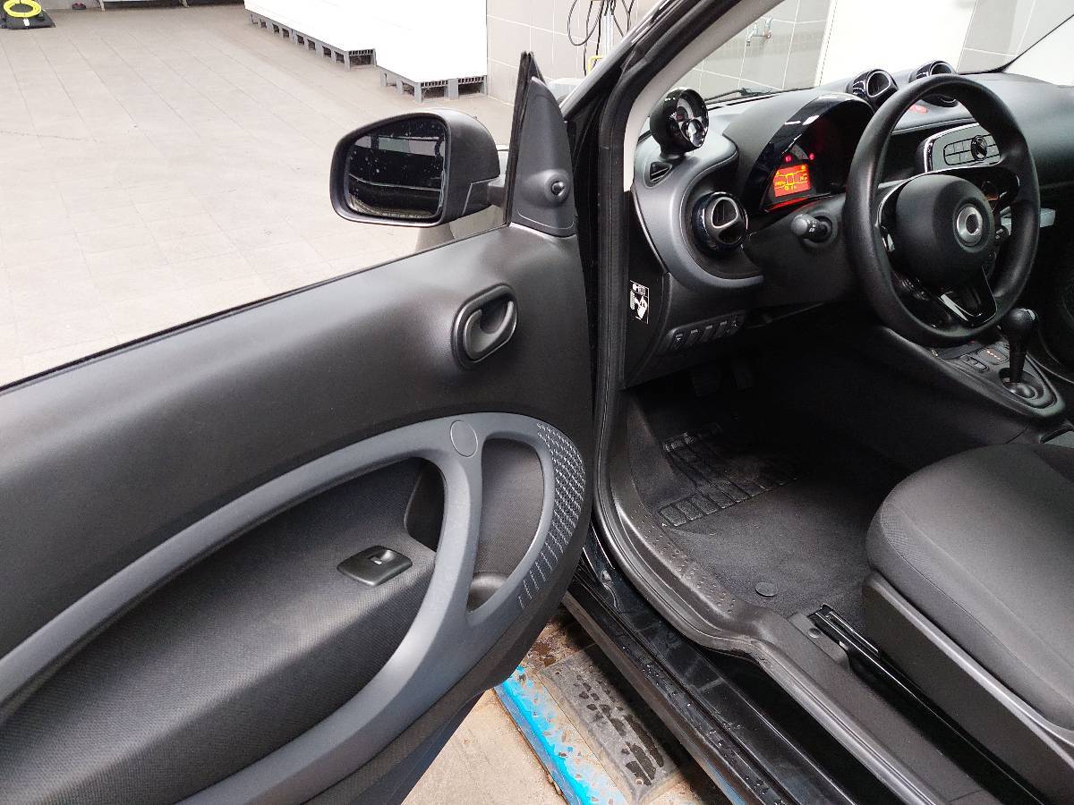 Smart ForTwo coupé EQ KLIMAAUT 14