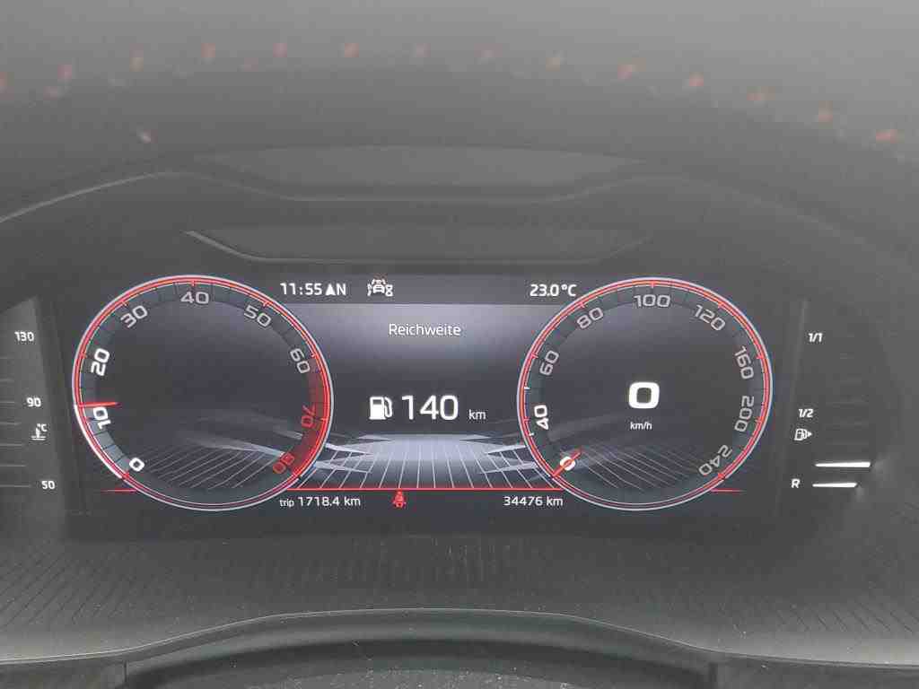 Skoda Kamiq 1.5 TSI Monte Carlo NAVI SHZ RFK LED DC 7