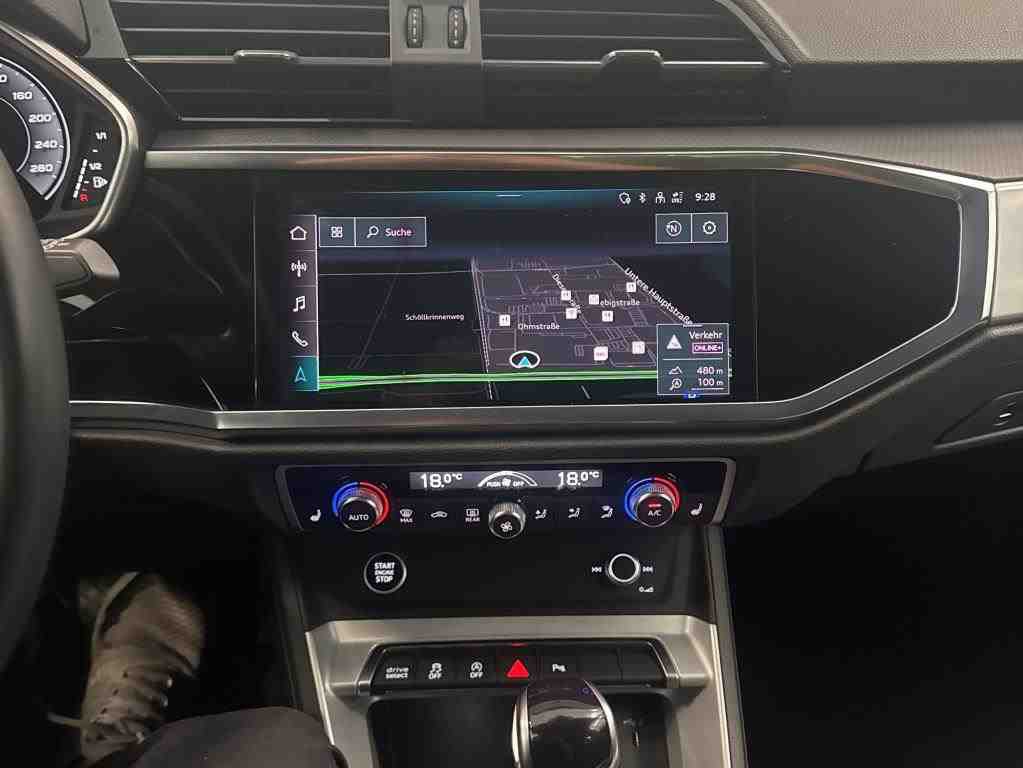 Audi Q3 40 TDI Qu. S-Line NAVI VIRTUAL SHZ RFK LED 8