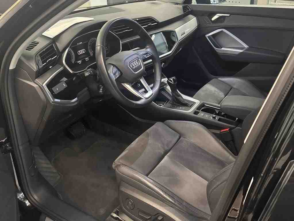 Audi Q3 40 TDI Qu. S-Line NAVI VIRTUAL SHZ RFK LED 6