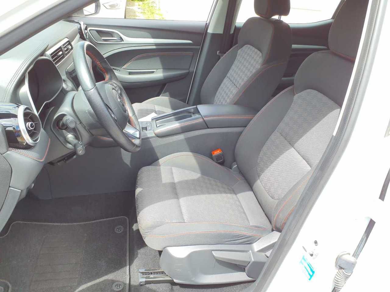 MG ZS NAVI LED SHZ PDC KAMERA 6