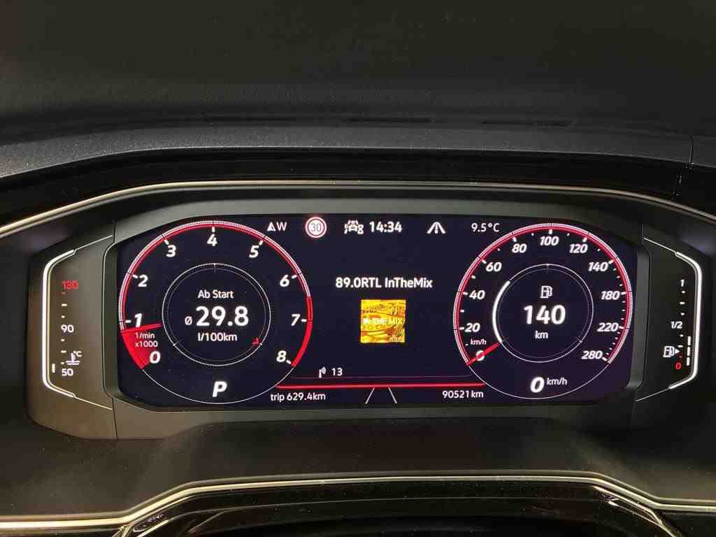Volkswagen Polo 2.0 TSI GTI DC ACC PDC SHZ 9