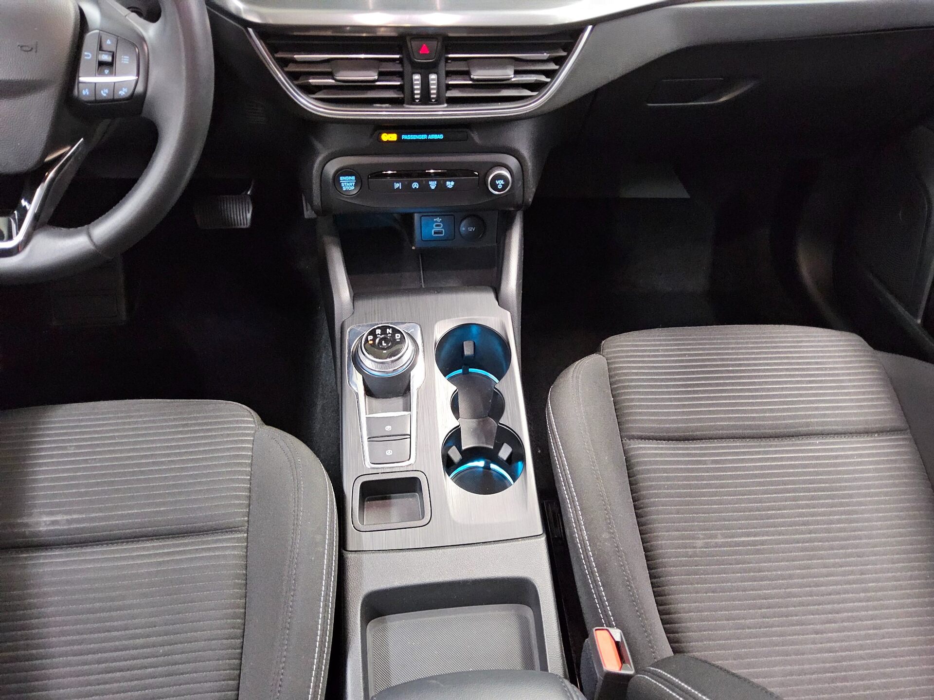 Ford Focus Turnier 1.5 EB Titanium 6