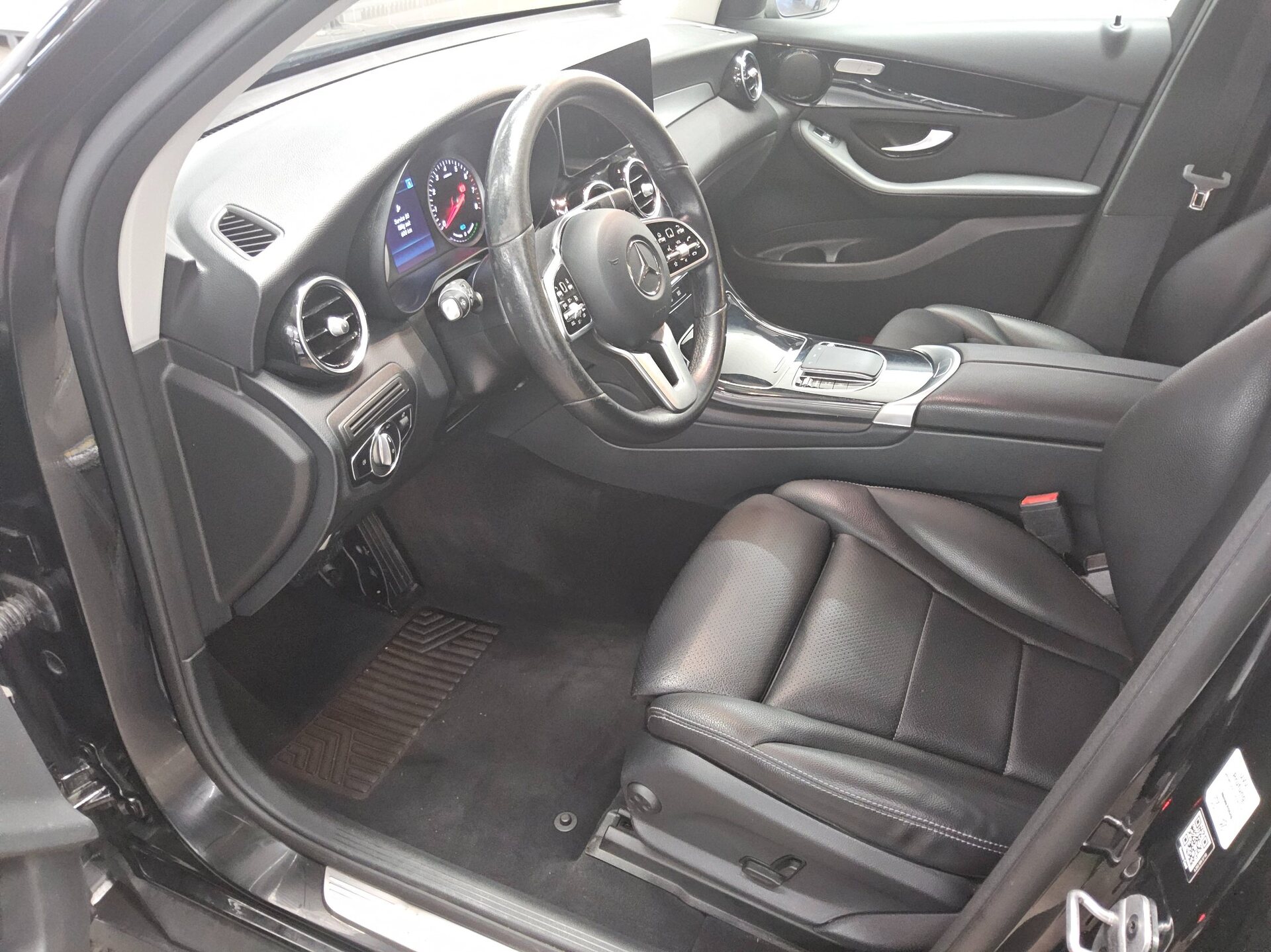 Mercedes-Benz GLC 300 e 4M Navi LED Leder AHK Kamera 8