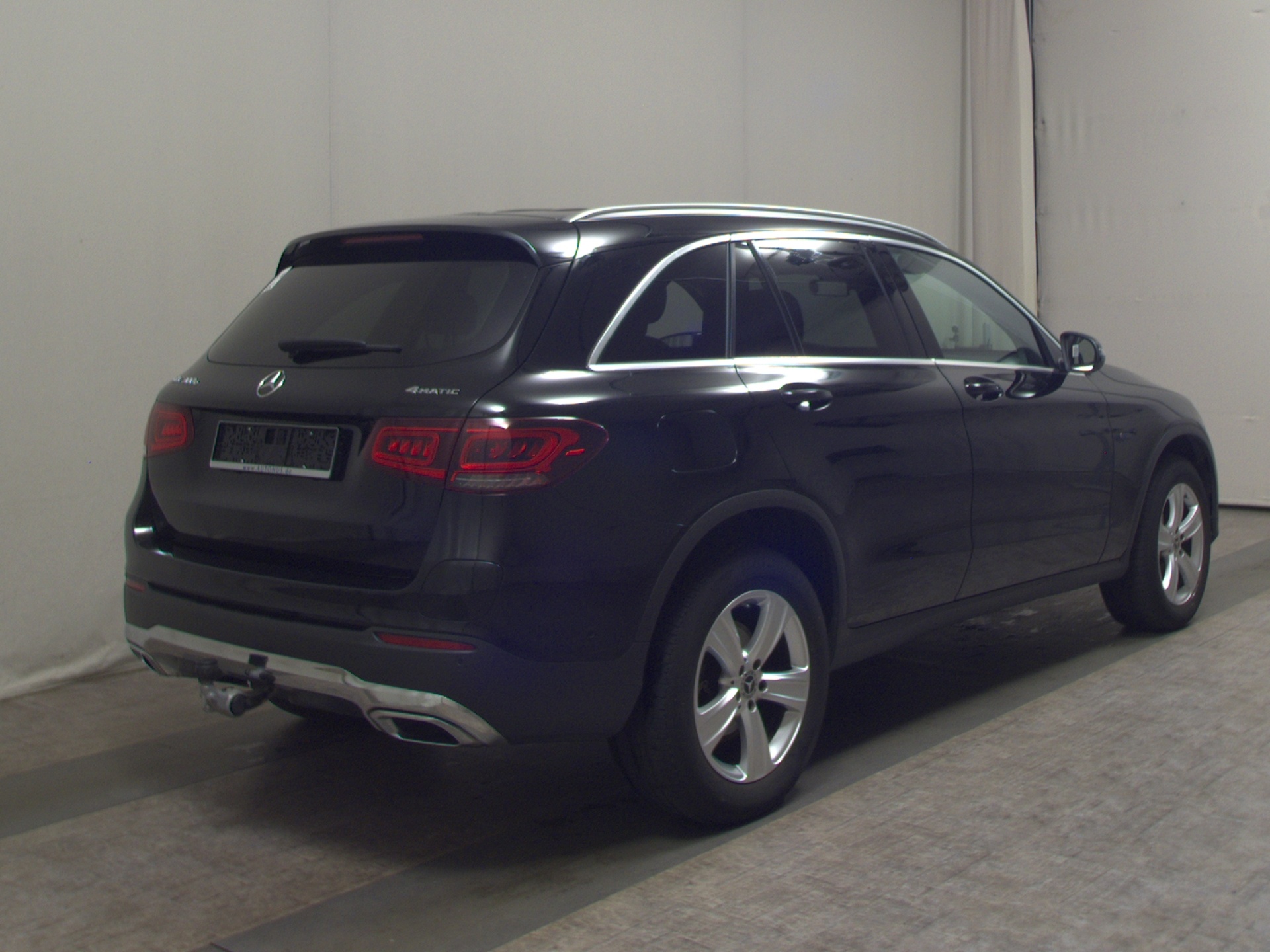 Mercedes-Benz GLC 300 e 4M Navi LED Leder AHK Kamera 4