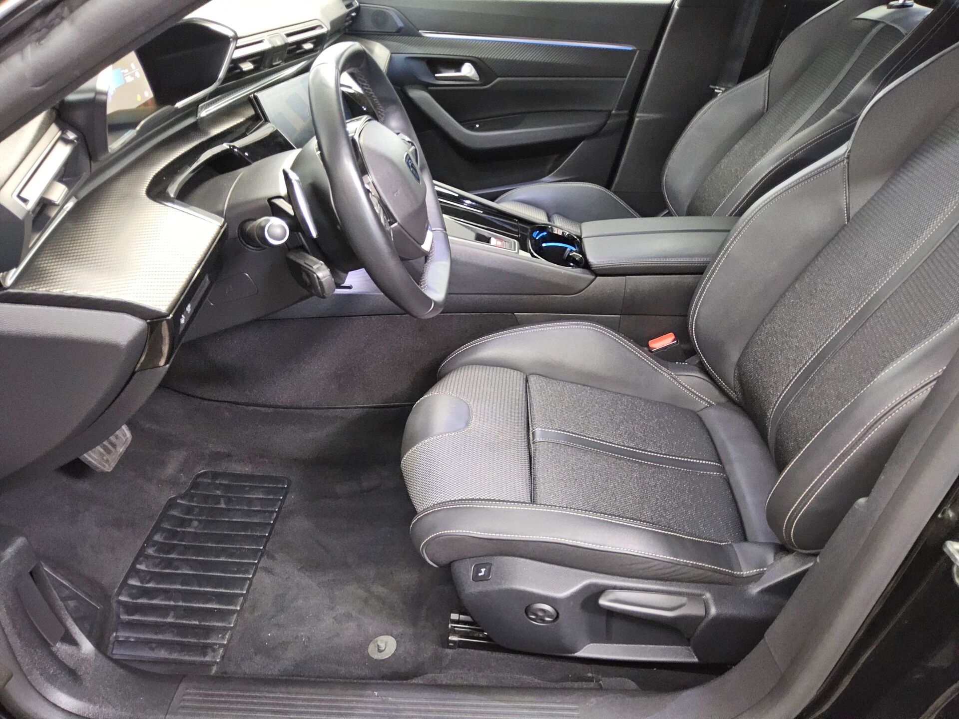 Peugeot 508 SW BlueHDi 150 Allure T-Leder Navi LED RfK 9
