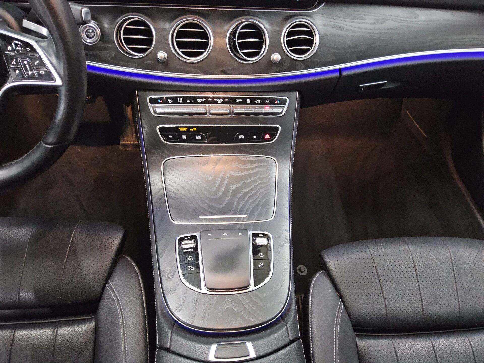 Mercedes-Benz E 300 T de 4M Exclusive Navi LED GSD HuD Burm Leder AHK 6