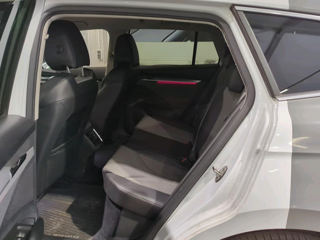 Skoda Enyaq iV 80 Loft Navi LED T-Leder PDC SHZ 10