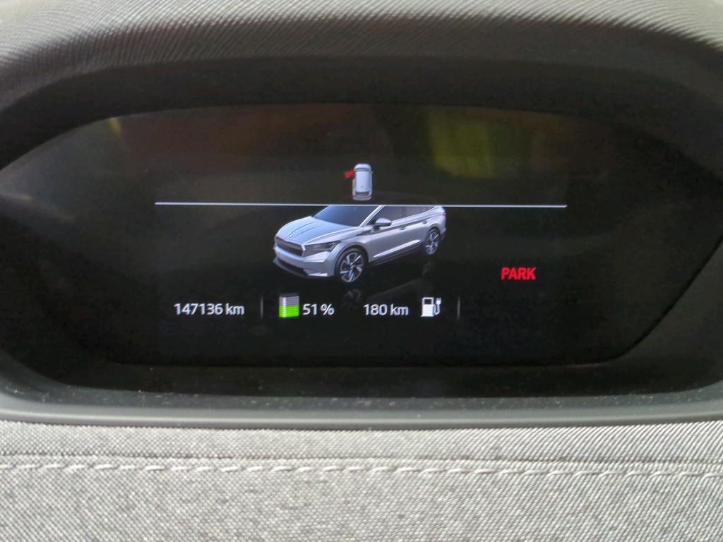 Skoda Enyaq iV 80 Loft Navi LED T-Leder PDC SHZ 7