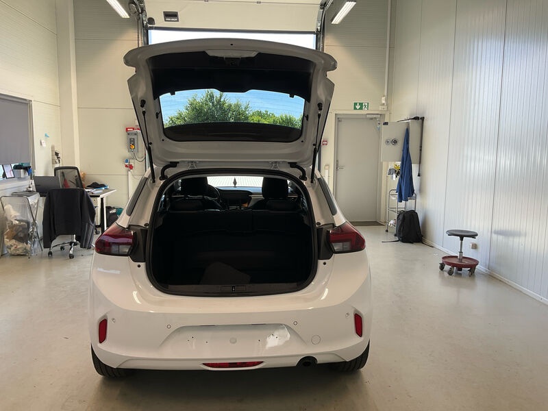 Opel Corsa 1.2 KLIMA RADIO TEMPO MFL SHZ 12