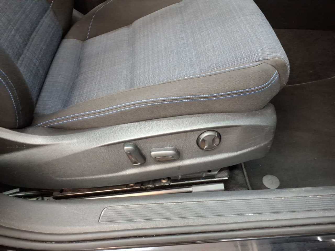 Volkswagen Passat Variant GTE 1.4 TSI GTE Navi LED AHK RFK 8