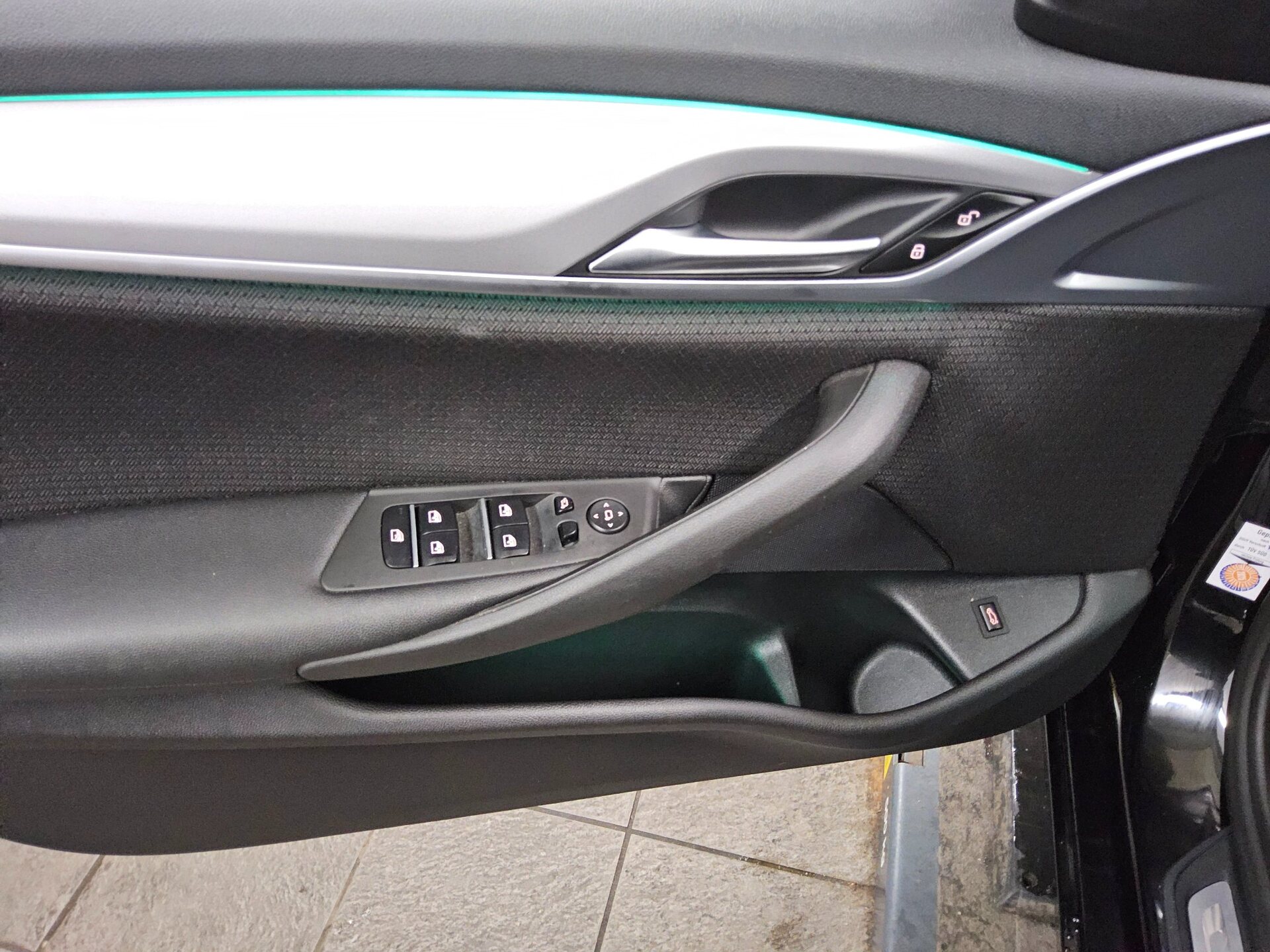 BMW 520dA Navi LED LC prof. 10