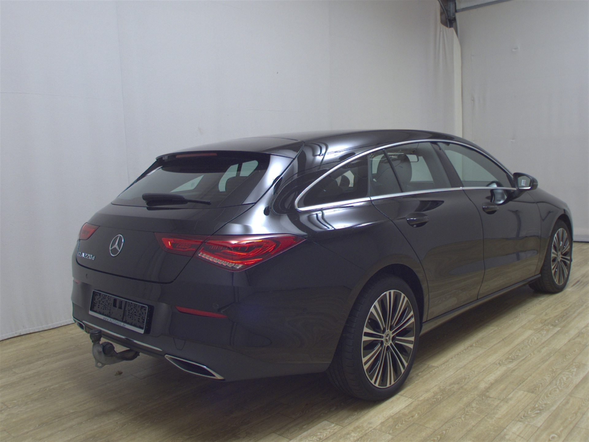 Mercedes-Benz CLA 220 SB d Progressive Navi LED AHK Kamera 4