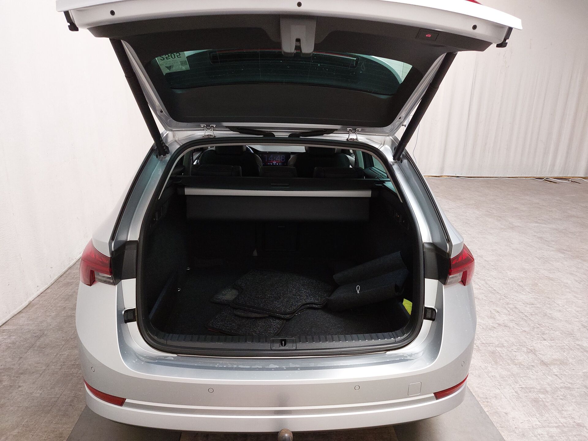 Skoda 2.0 TDI 2.0 TDI Style Nav LED T-Leder Pano 19