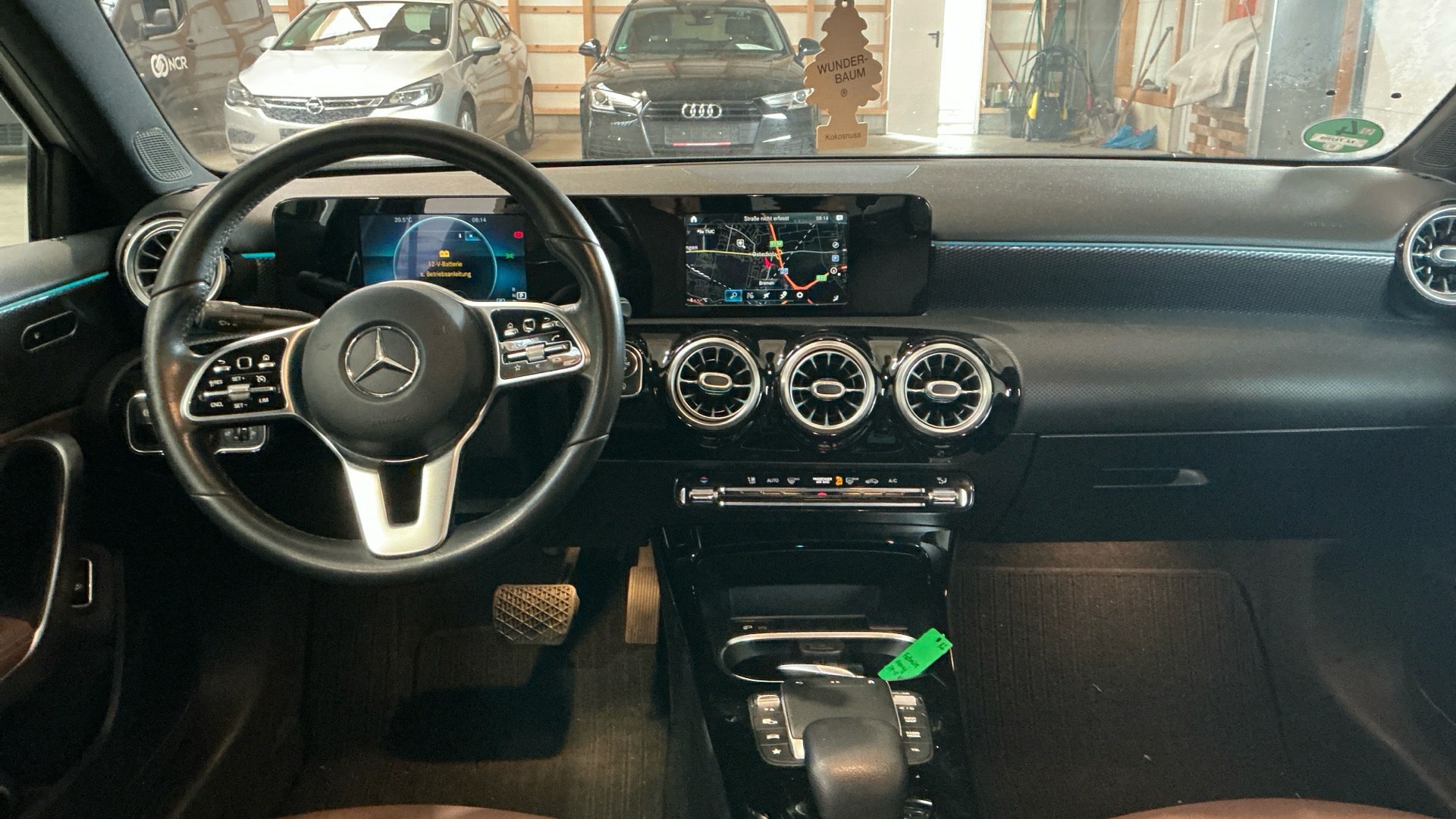 Mercedes-Benz A 200 d Progressive T-LEDER NAVI SHZ PDC 6