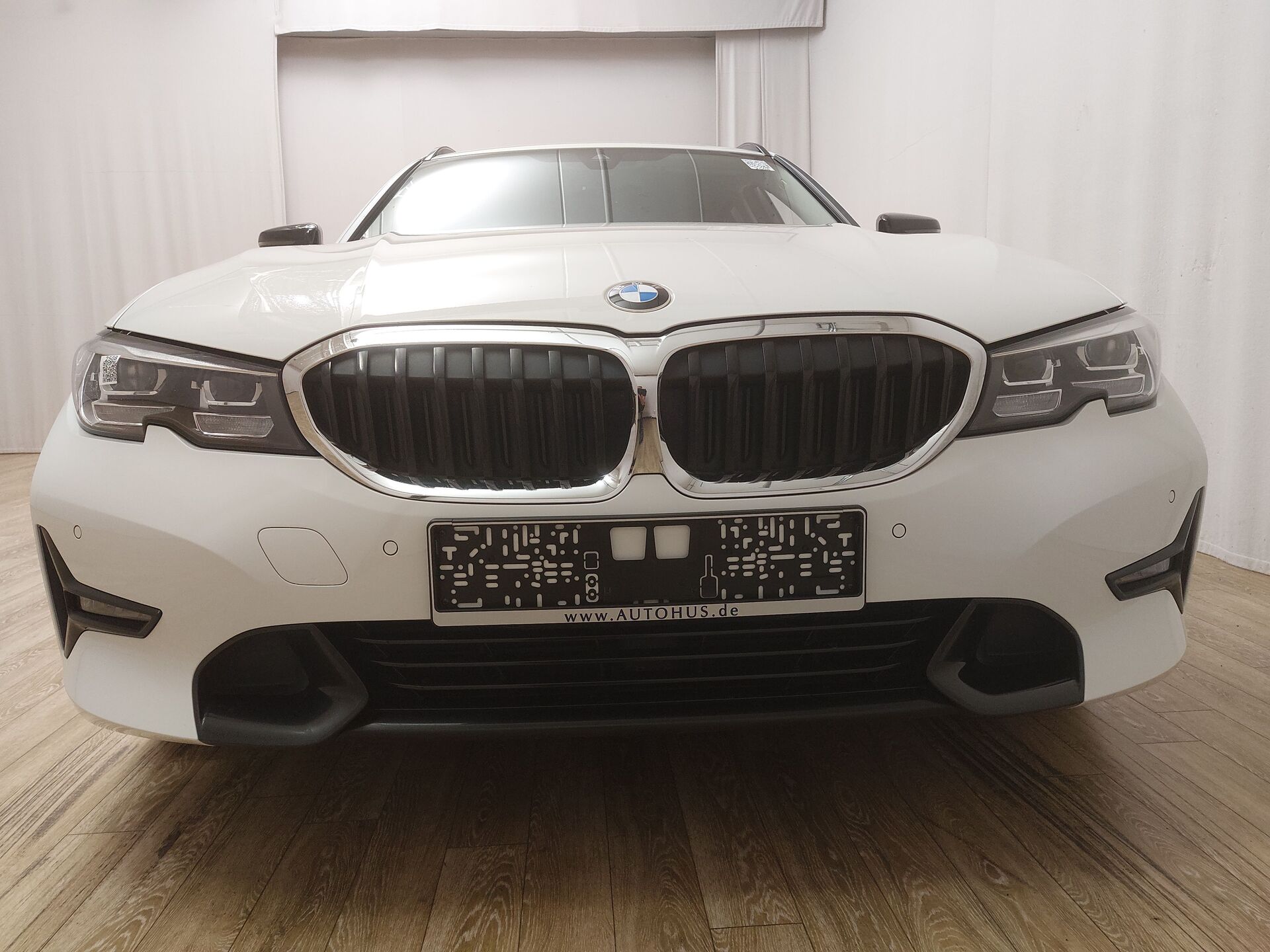 BMW 320d Touring Sport-Line LED AHK 5
