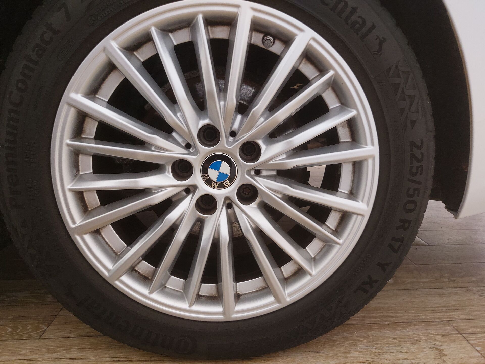 BMW 320d Touring Sport-Line LED AHK 10
