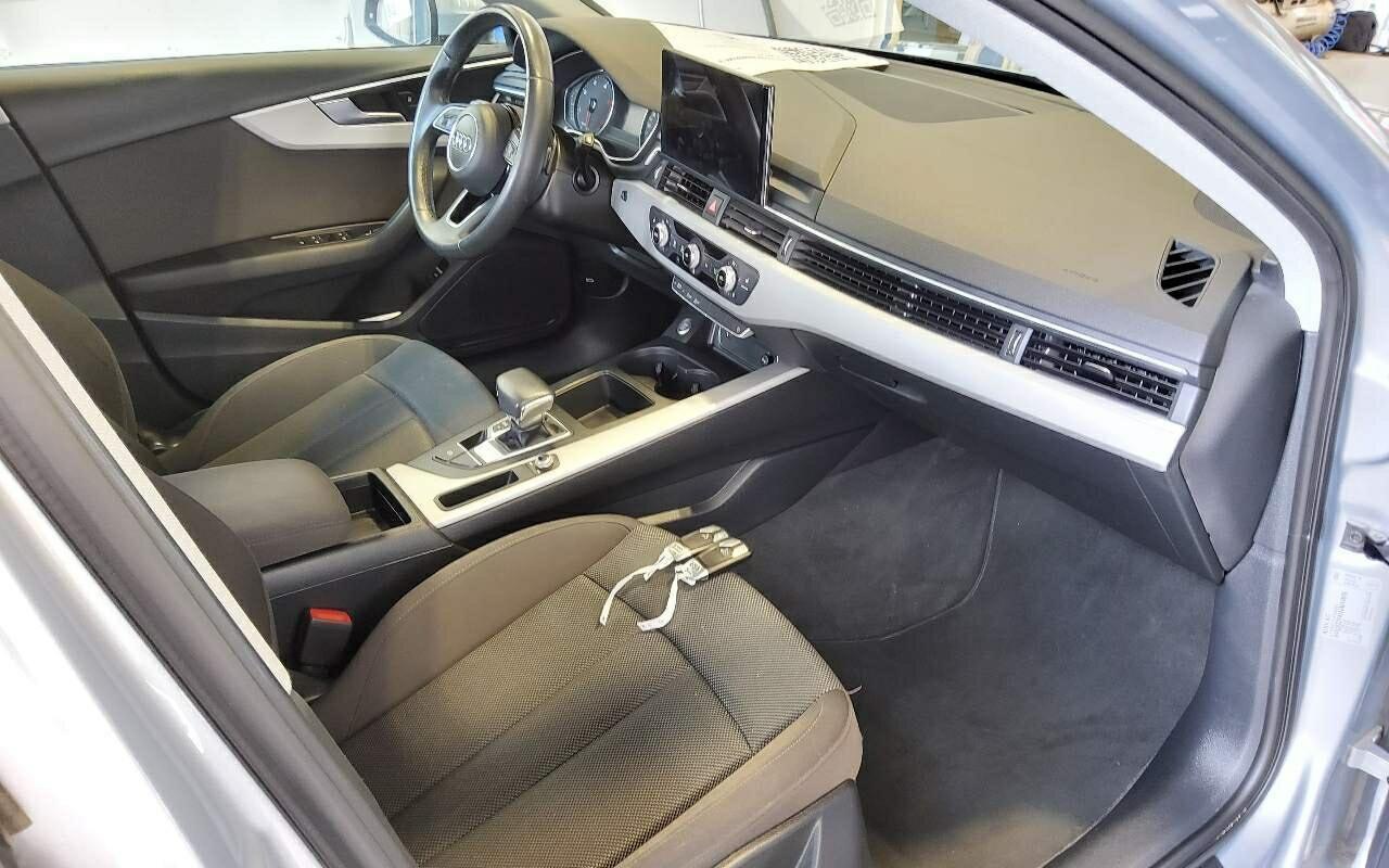 Audi A4 Avant 2.0 TDI NAVI LED SHZ PDC AHK 3