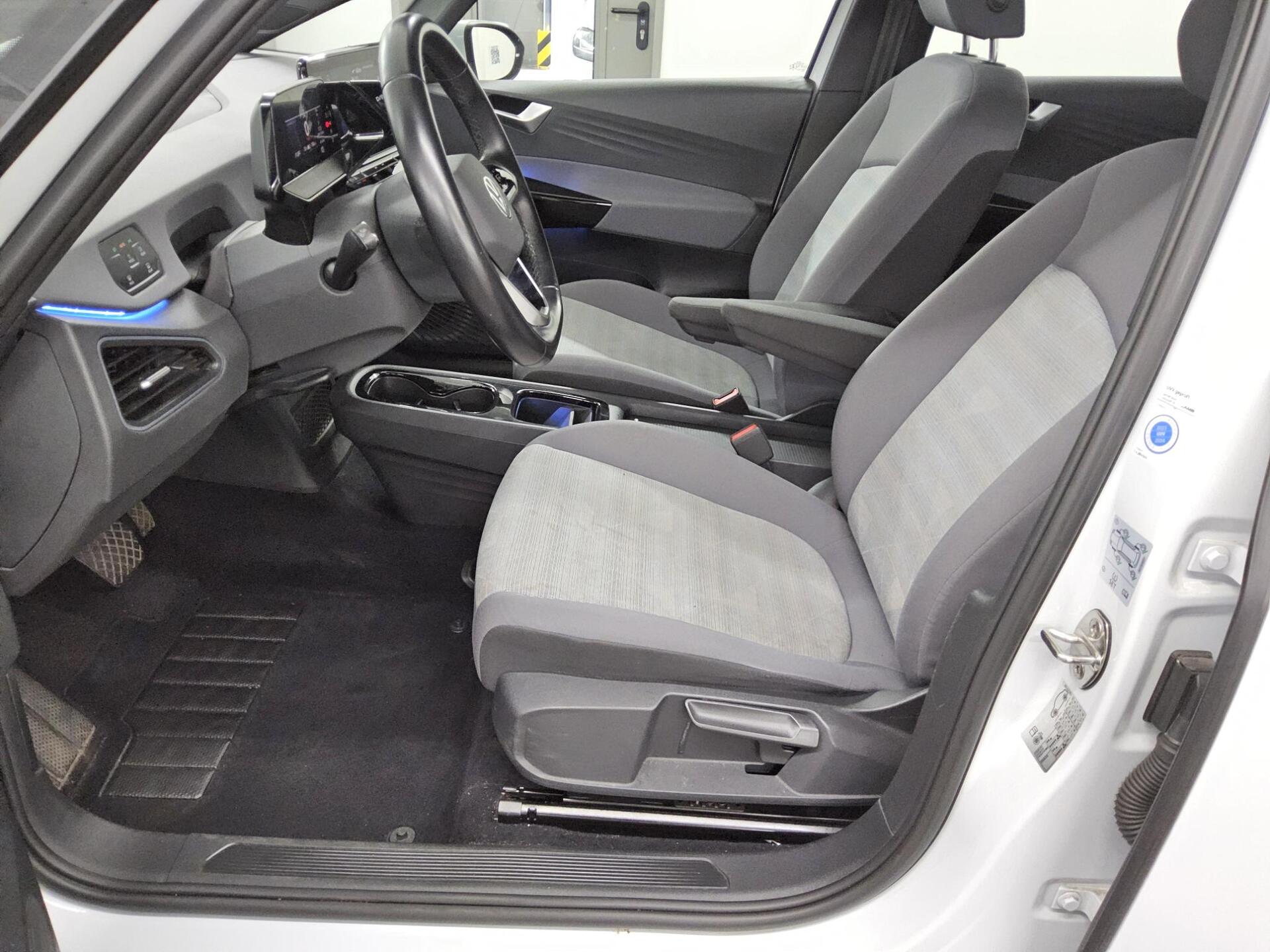 Volkswagen ID.3 Navi LED Shz 9