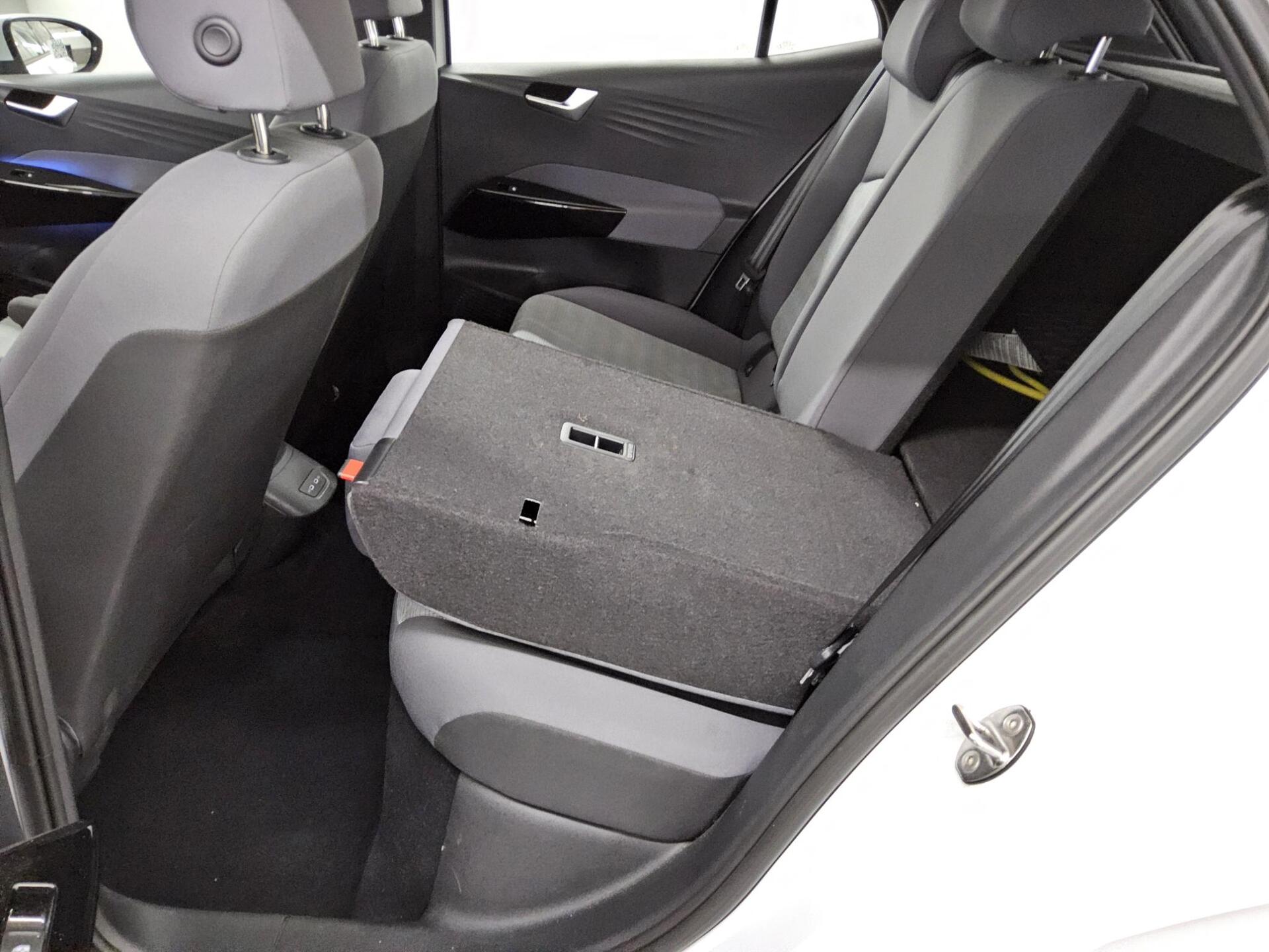 Volkswagen ID.3 Navi LED Shz 13