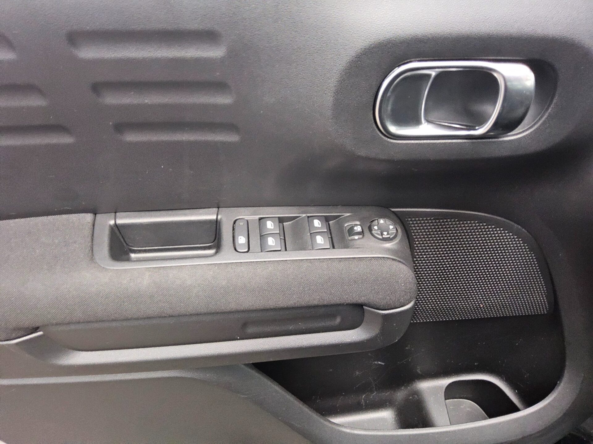 Citroën C3 Aircross 1.2 PureTech Plus T-Leder Navi LED 9