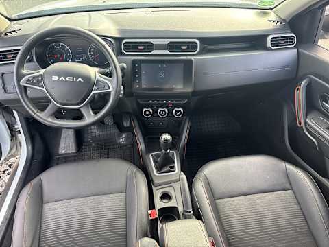 Dacia Duster 1.5 dCi T-Leder Navi LED Shz AHK 5