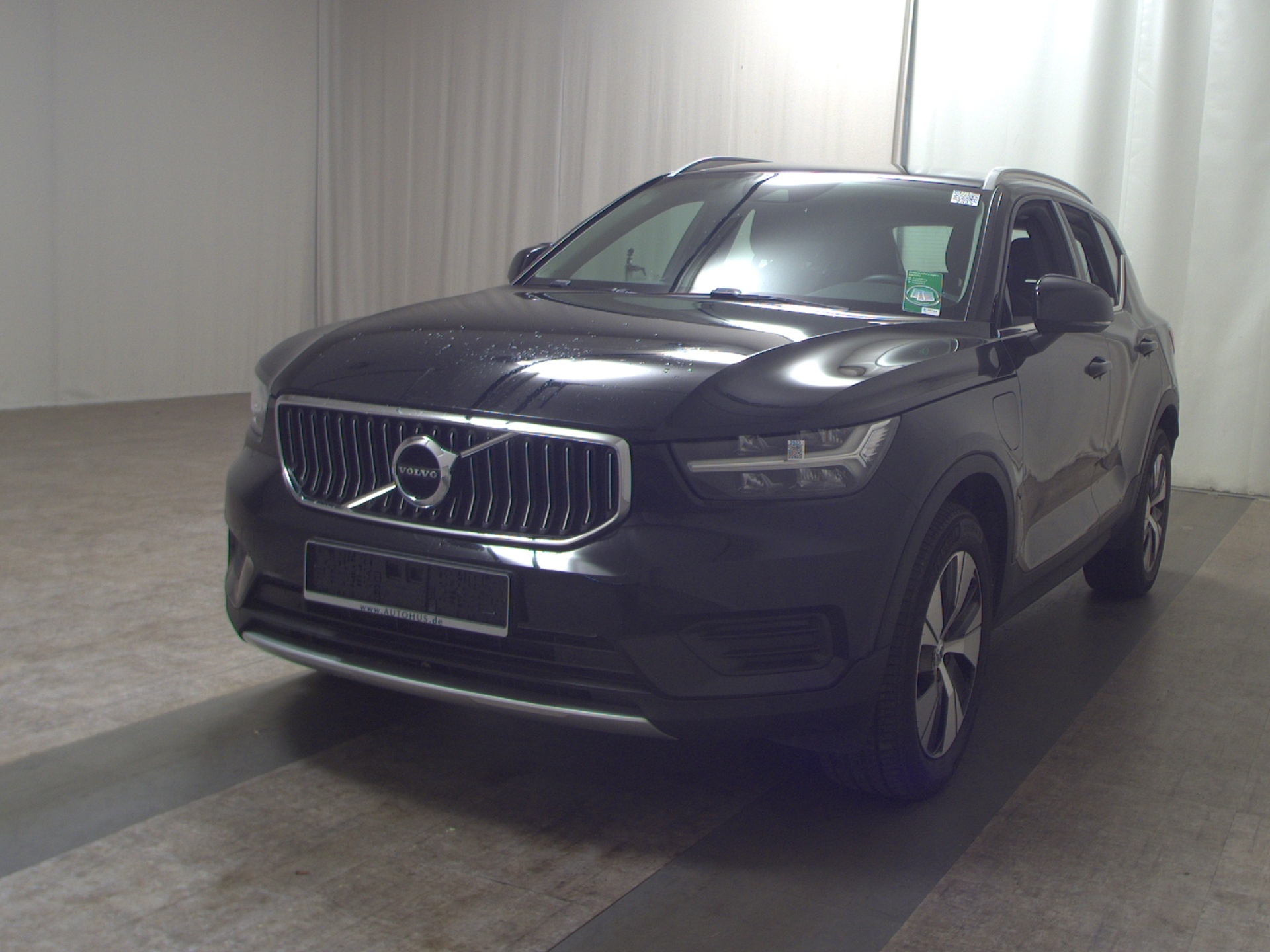Volvo XC40 T4 Recharge Momentum Navi LED 2