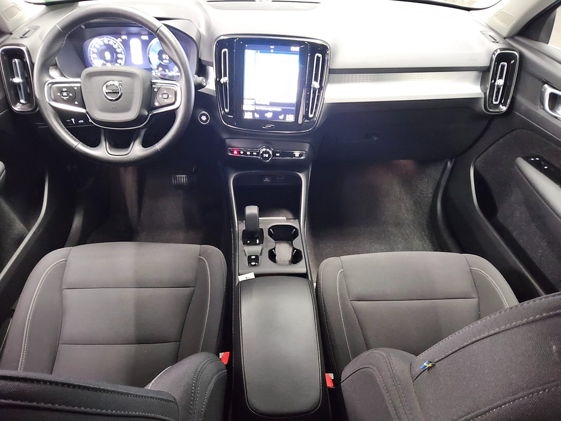 Volvo XC40 T4 Recharge Momentum Navi LED 5
