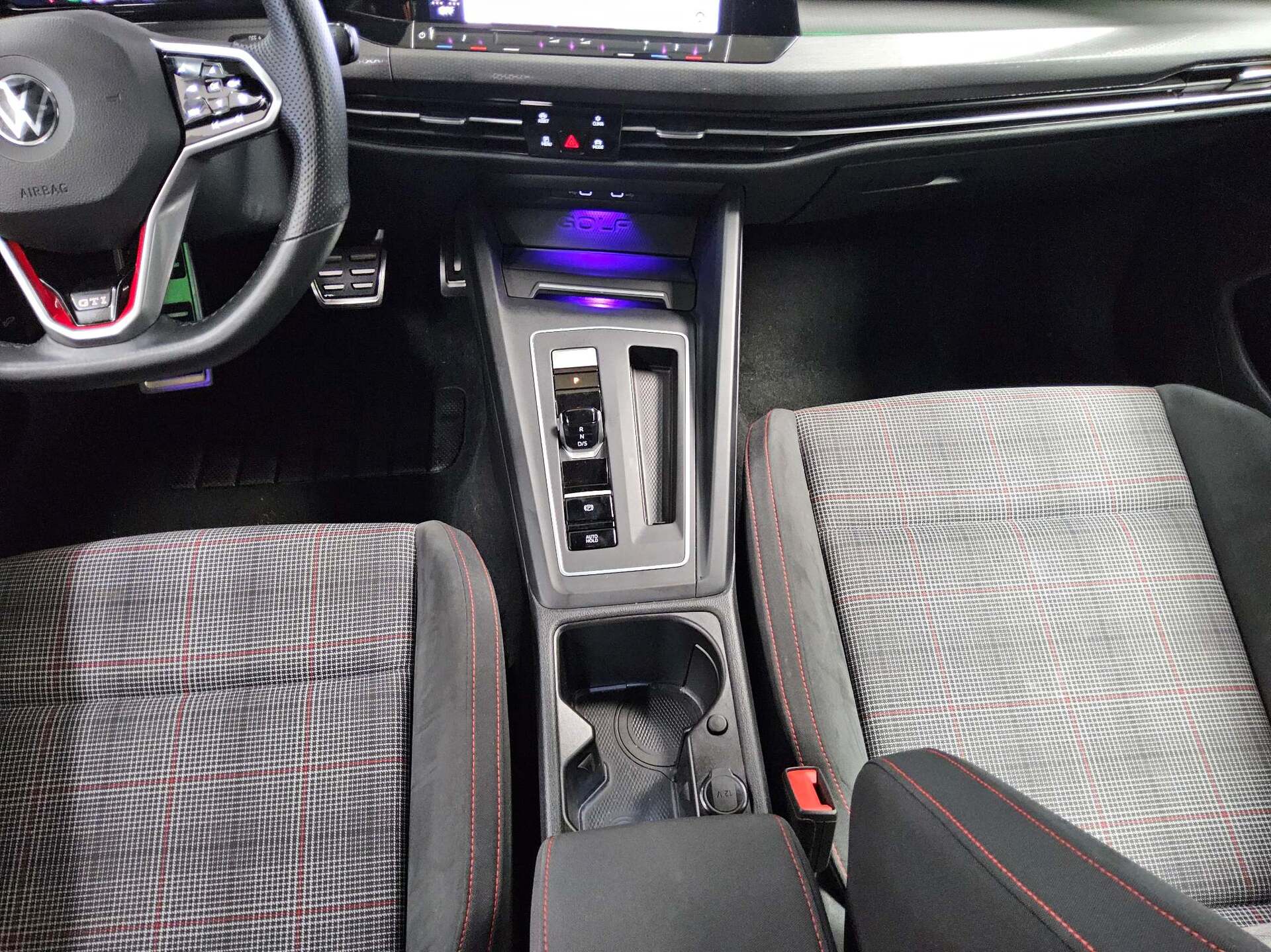 Volkswagen Golf-8 2.0 TSI GTI Navi LED AID RFK 6
