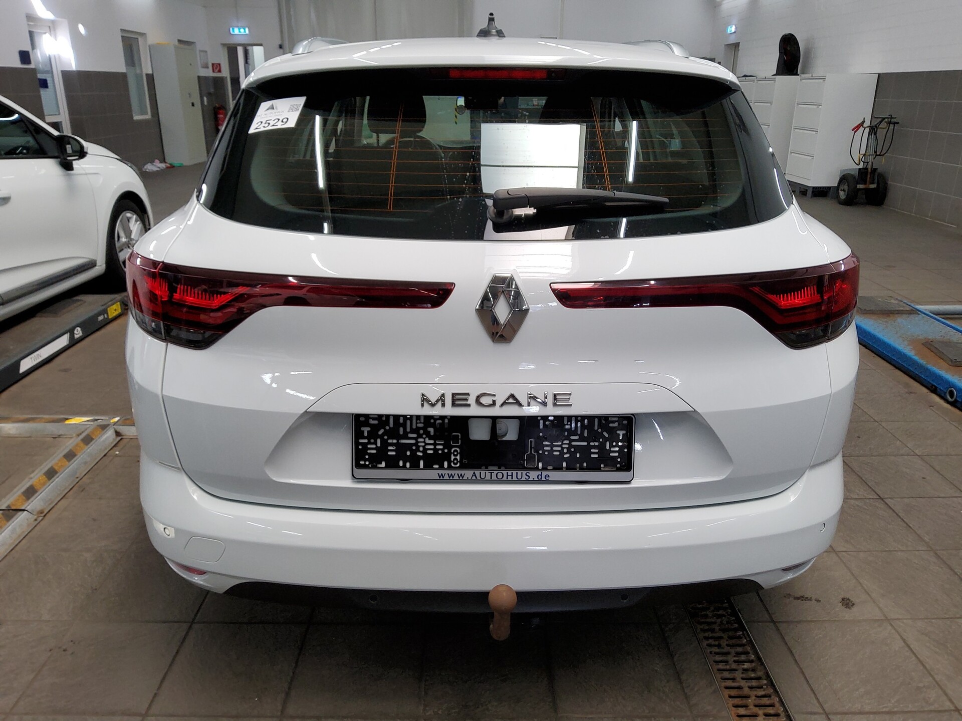 Renault Megane Grandtour 1.3 TCe Zen Navi LED AHK Tempo 10