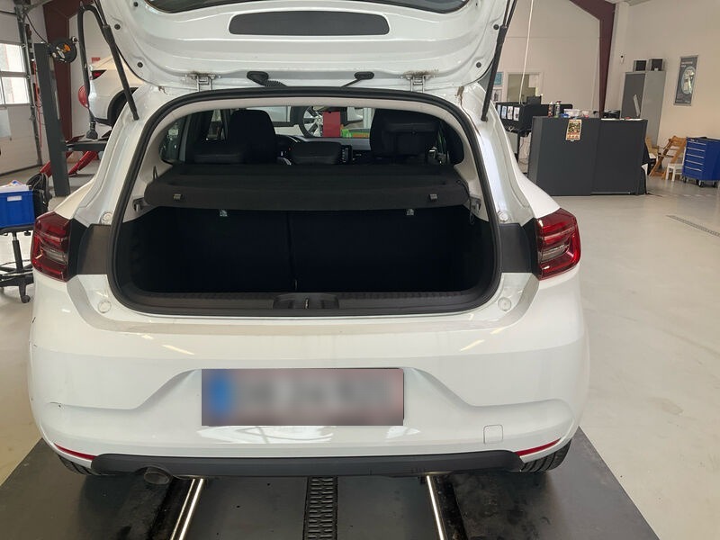 Renault Clio 0.9 TCe NAVI KLIMAAUT SHZ LED SPURHALTE 11