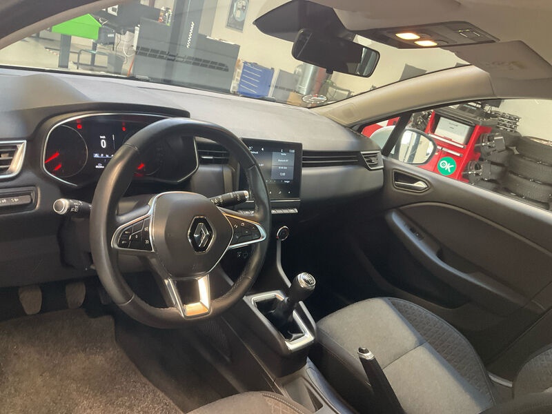 Renault Clio 0.9 TCe NAVI KLIMAAUT SHZ LED SPURHALTE 5