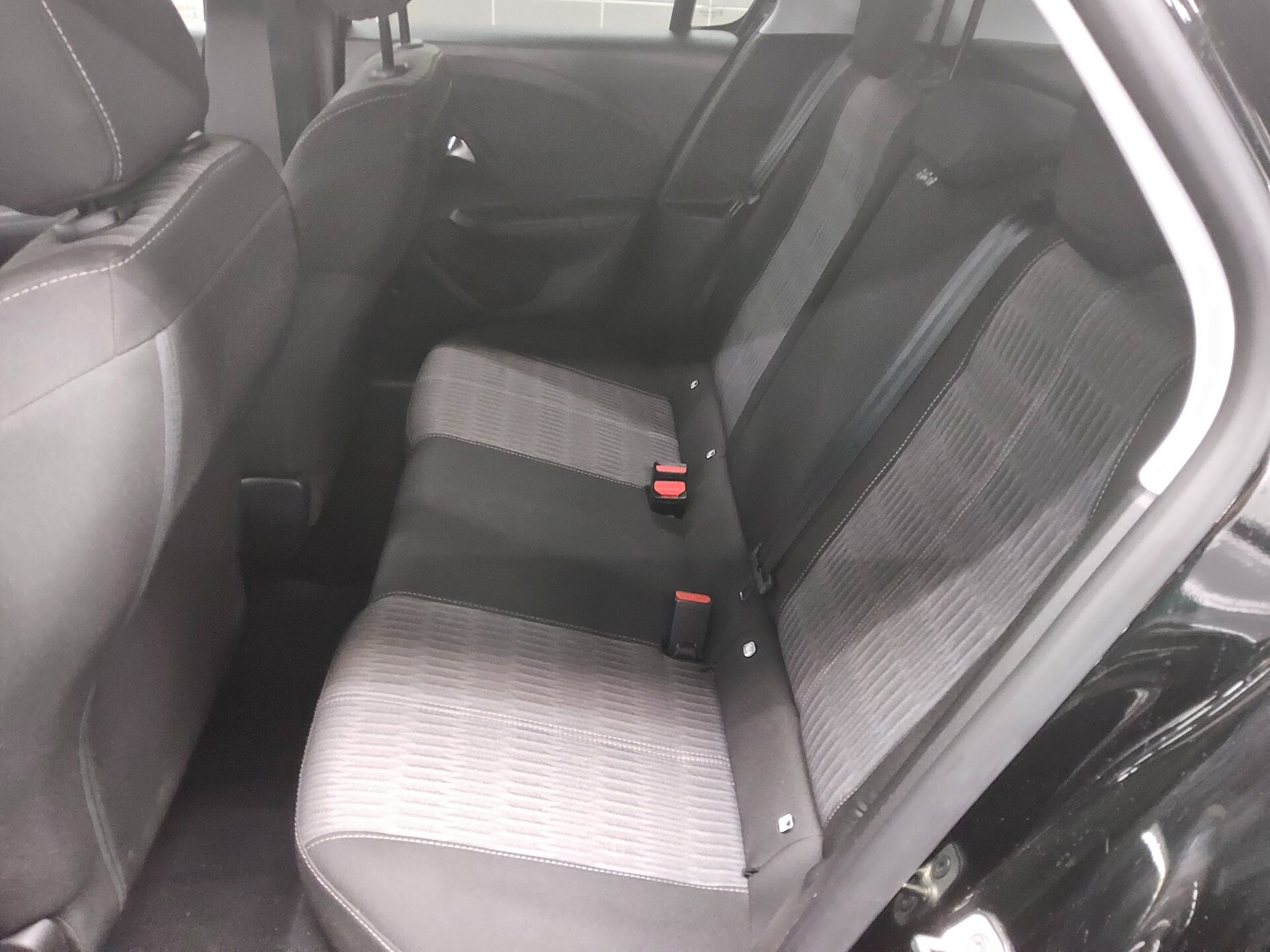 Opel Corsa 1.2 Edition Navi LED 180°- Kamera Shz 13