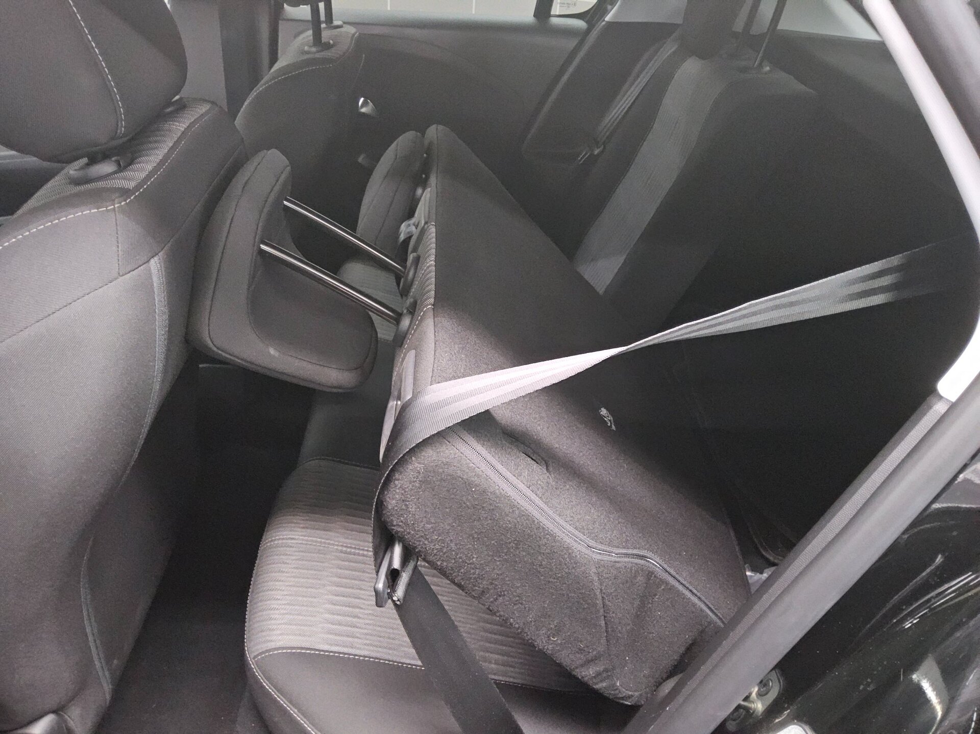 Opel Corsa 1.2 Edition Navi LED 180°- Kamera Shz 12
