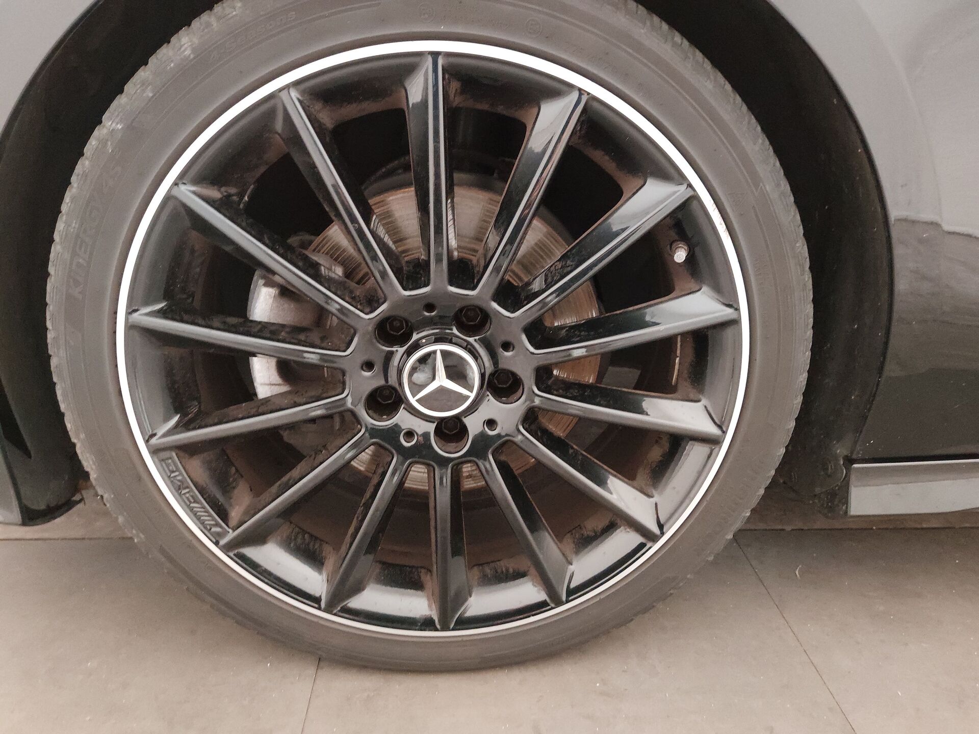 Mercedes-Benz 200 AMG-Line Night Navi LED Pano RFK 8