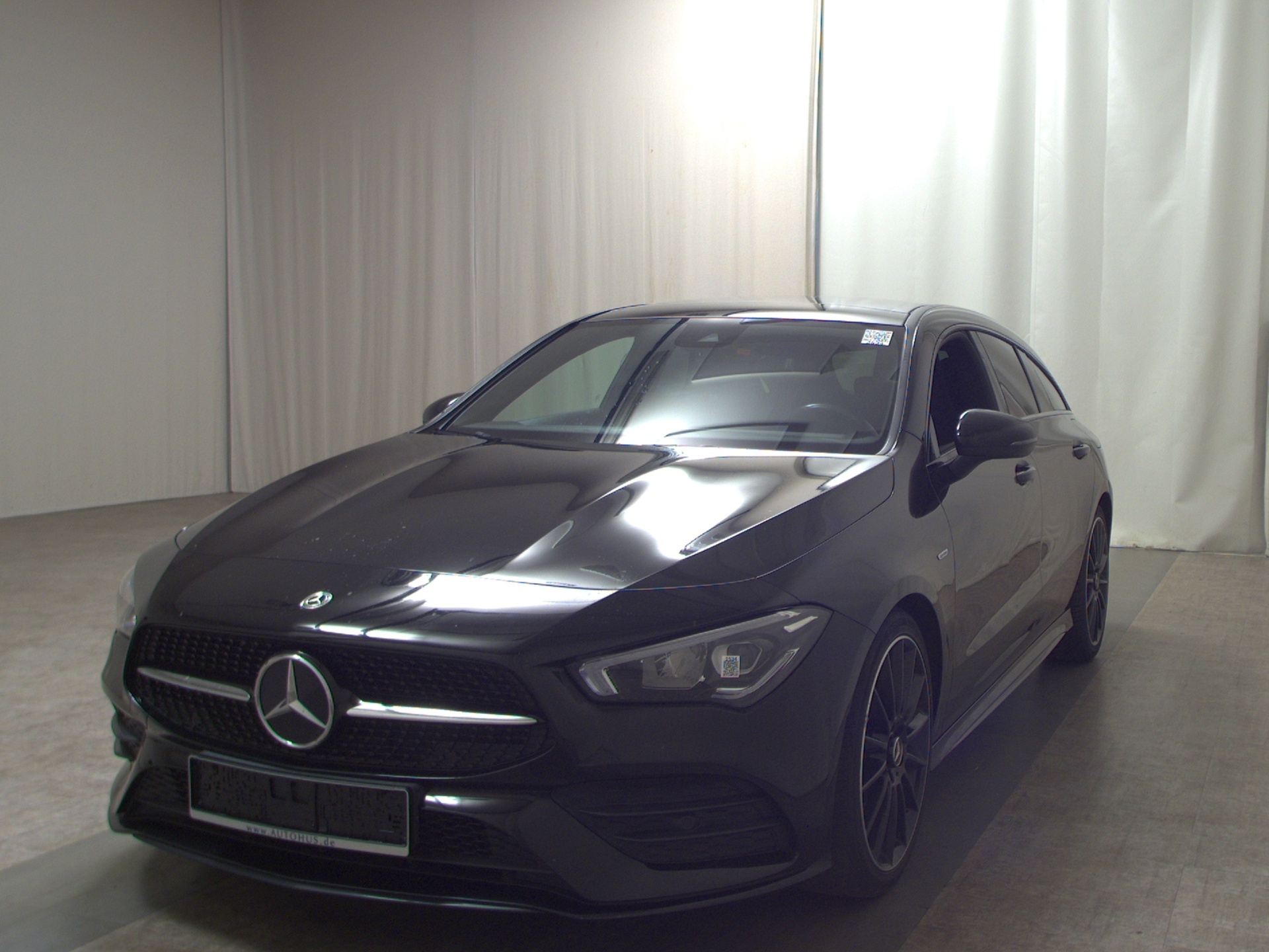Mercedes-Benz 200 AMG-Line Night Navi LED Pano RFK 2