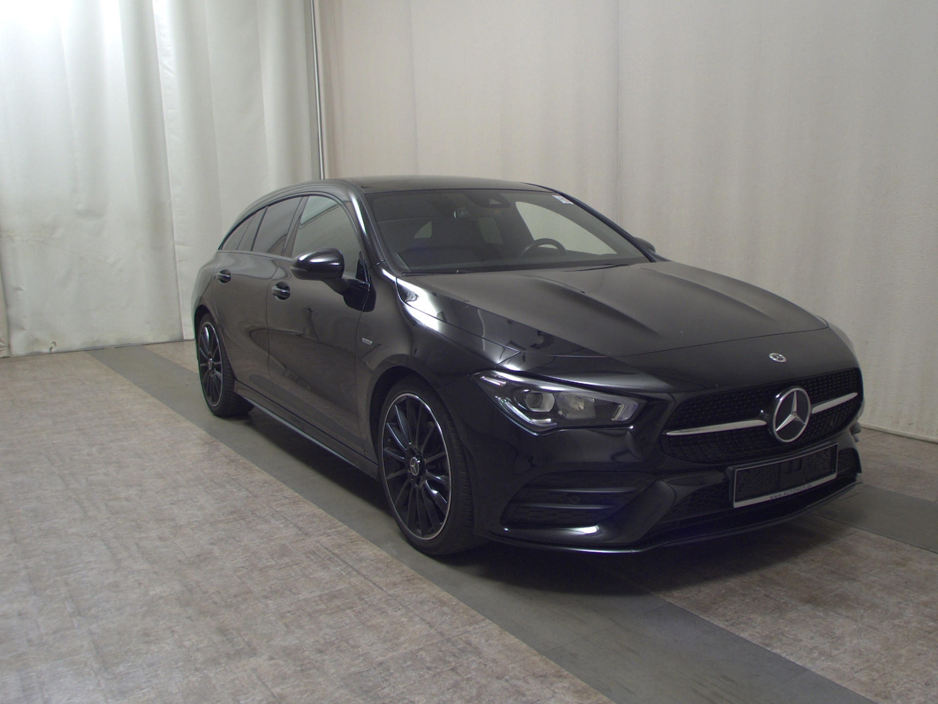 Mercedes-Benz 200 AMG-Line Night Navi LED Pano RFK 3