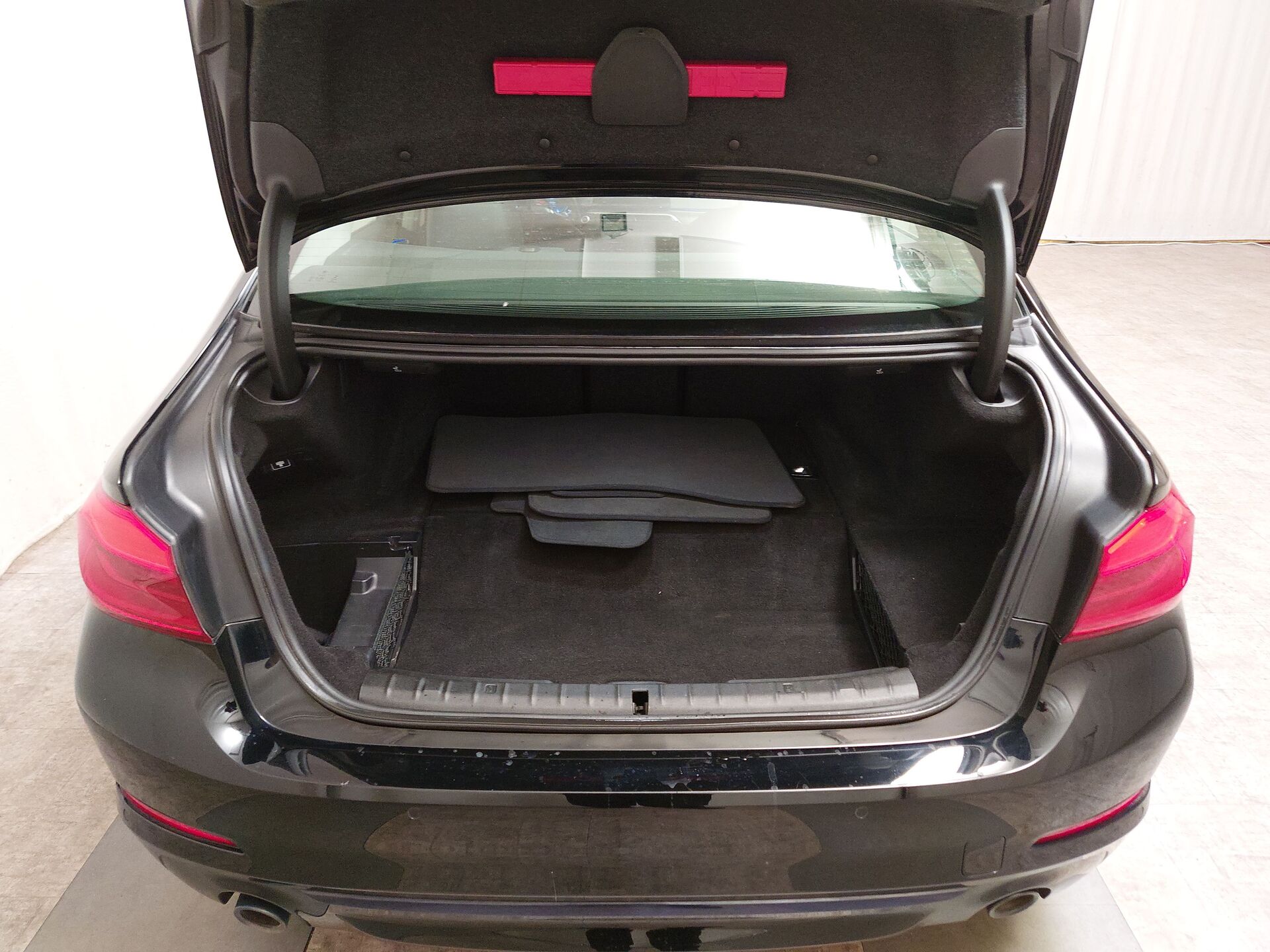 BMW 530 Sport-Line T-Leder Navi LC Pro LED 19