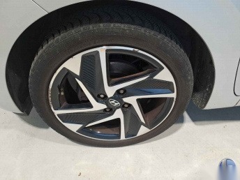 Hyundai i10 1.0 Trend NAVI SHZ PDC KAMERA 11