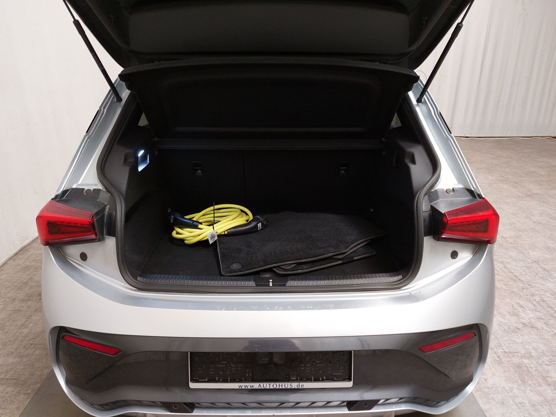 Cupra Born LED SPORTSITZE SHZ PDC KAMERA 19