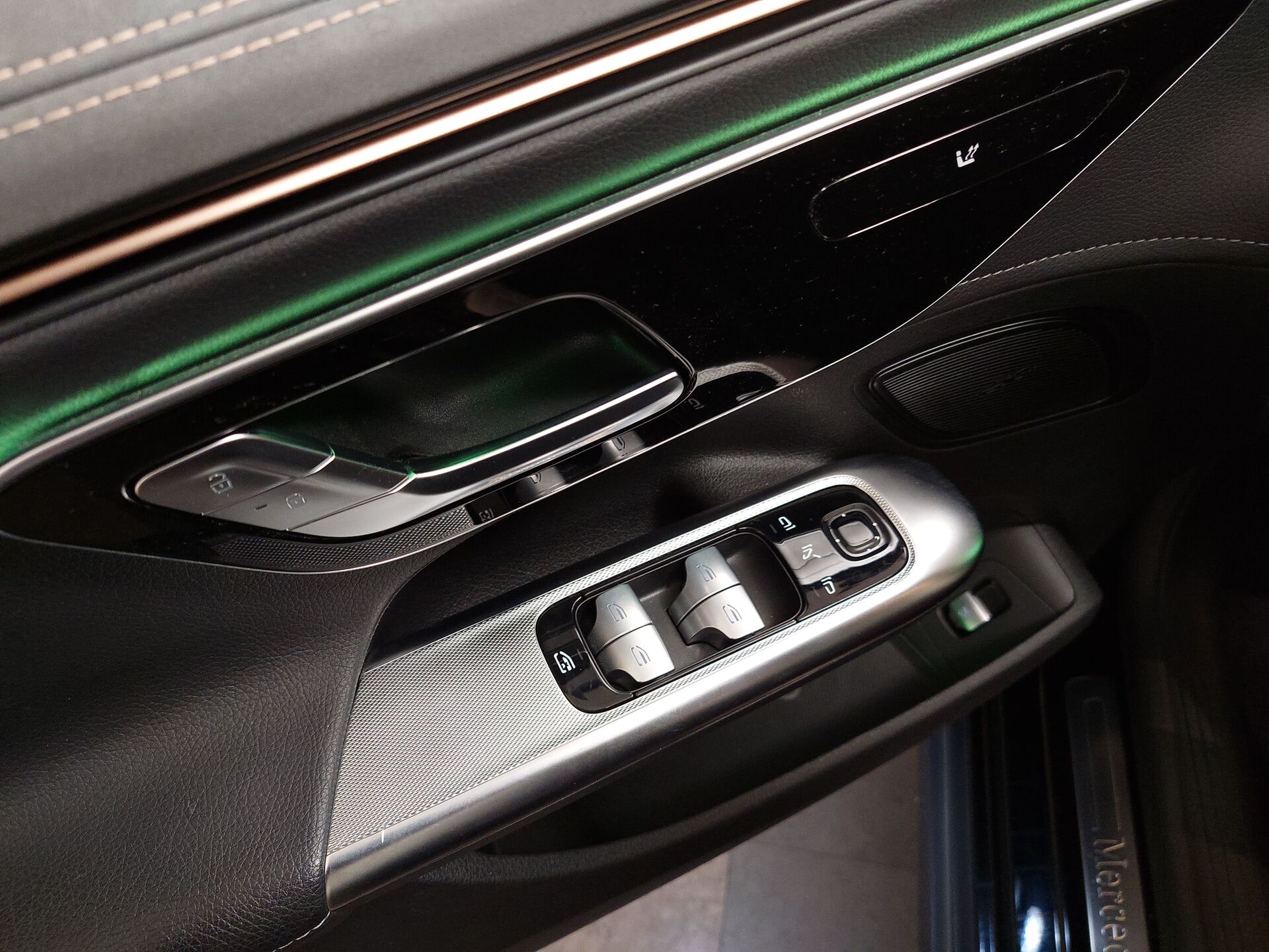 Mercedes-Benz 300 300 T-Leder Navi LED Kamera 14