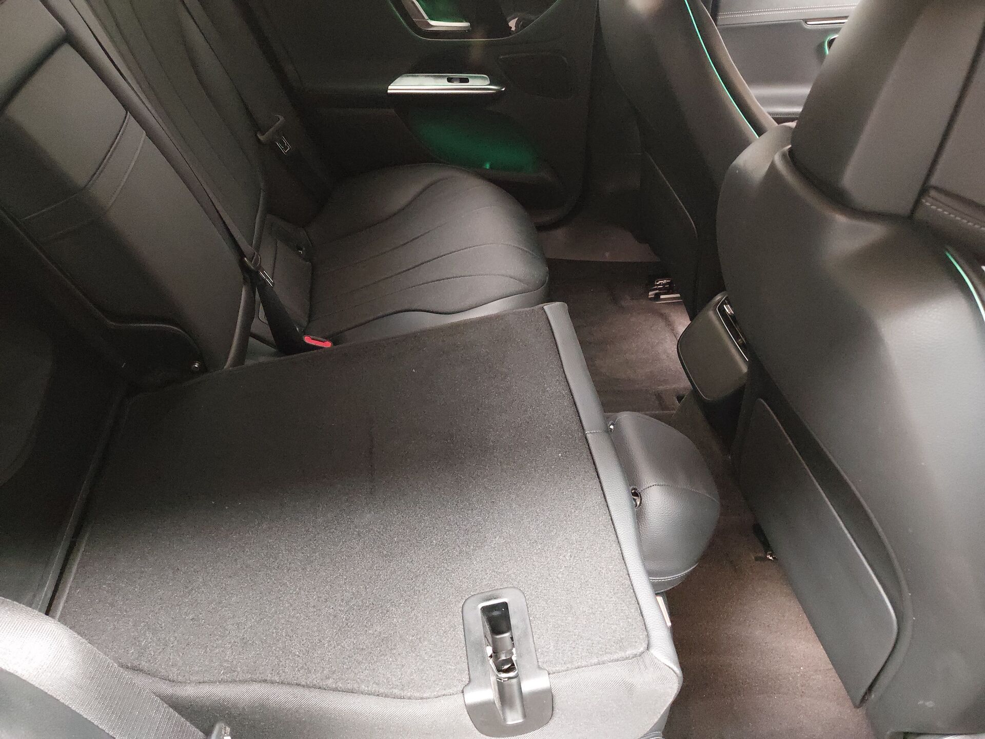 Mercedes-Benz 300 300 T-Leder Navi LED Kamera 18