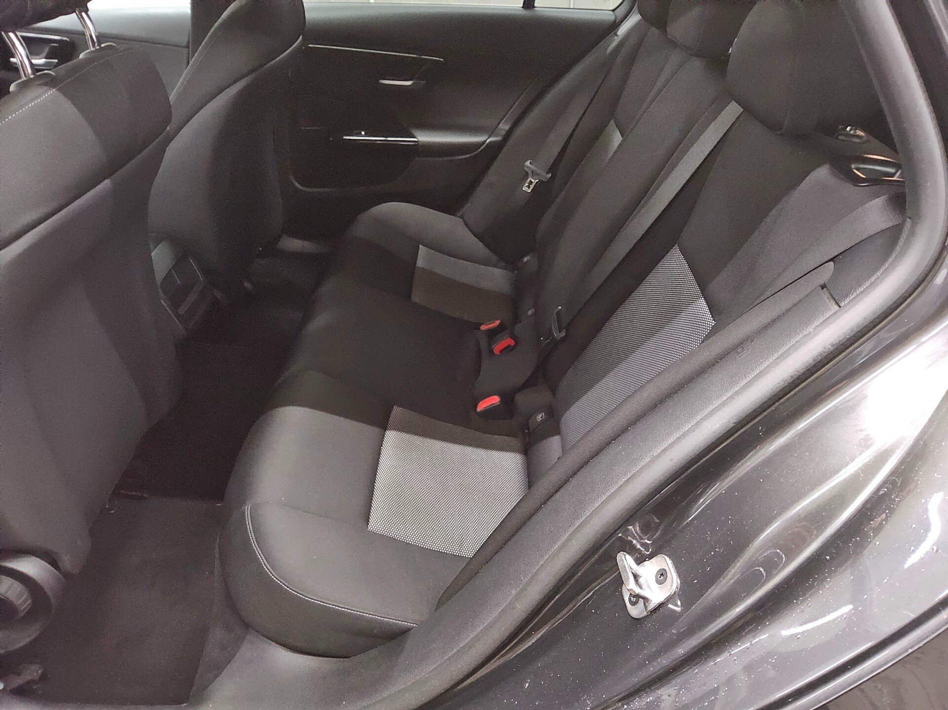 Mercedes-Benz C 200 T d Navi LED MBUX AHK RfK 13