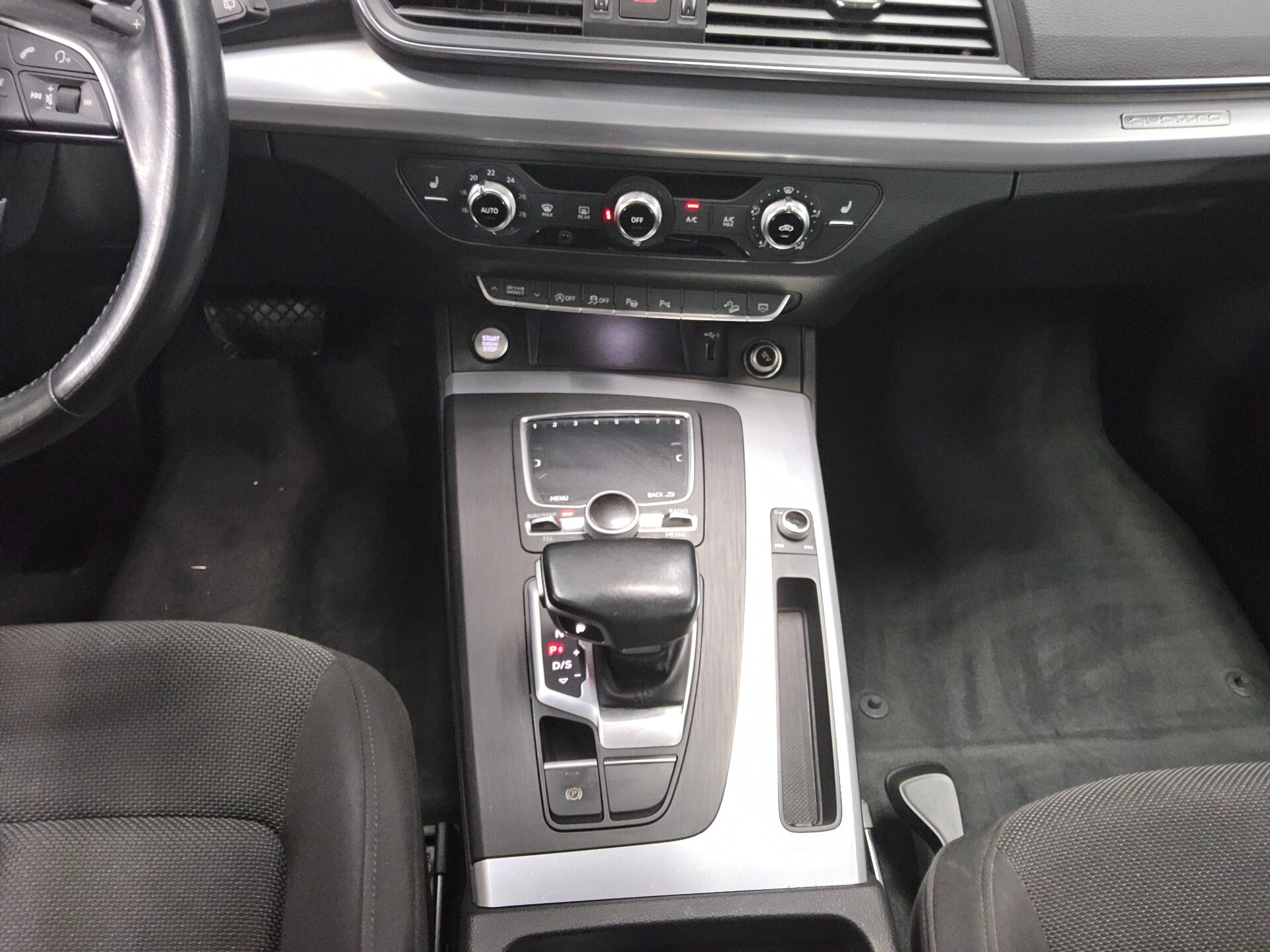Audi Q5 40 TDI Qu. design Navi Xenon+ vc AHK Kamera 6