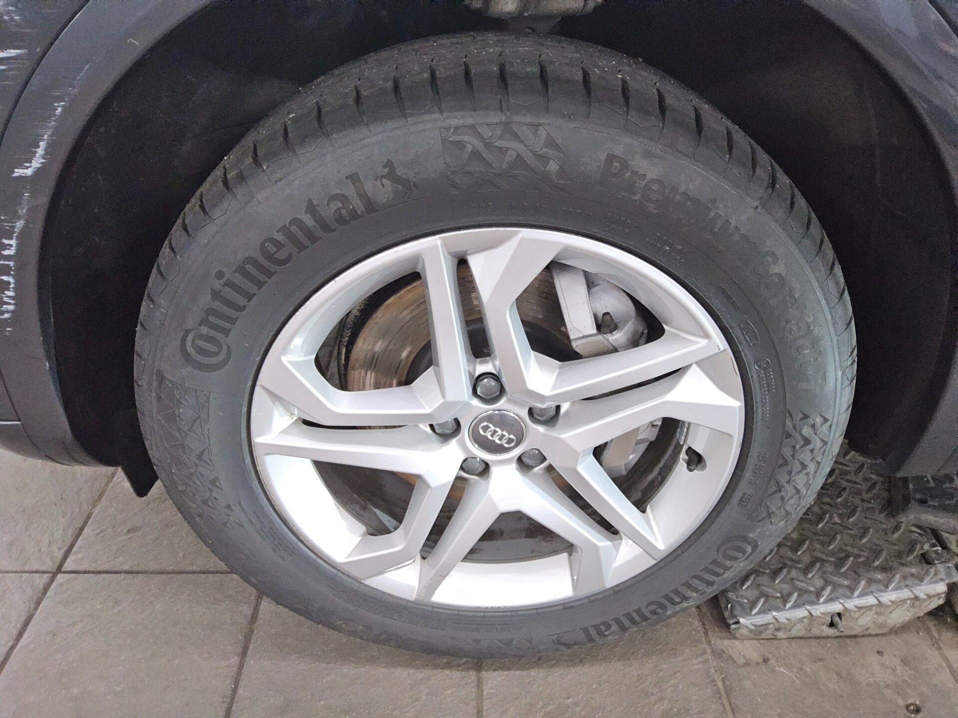 Audi Q5 40 TDI Qu. design Navi Xenon+ vc AHK Kamera 11